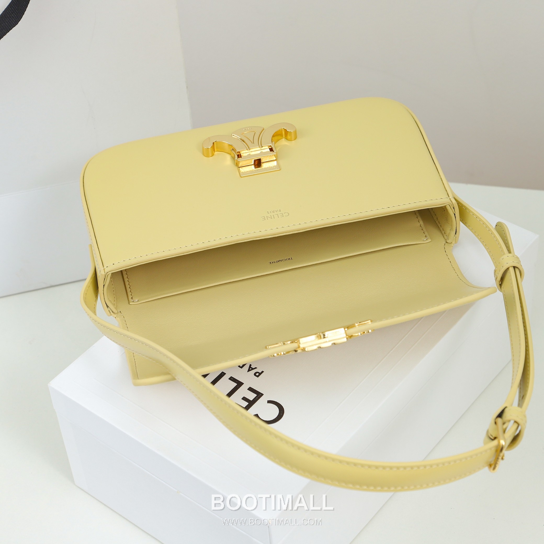 Celine Triomphe Cowhide Leather Shoulder Bag with Metal Logo Detail 셀린느 트리옹프 카우하이드 숄더백 메탈로고 194143 20cm 13