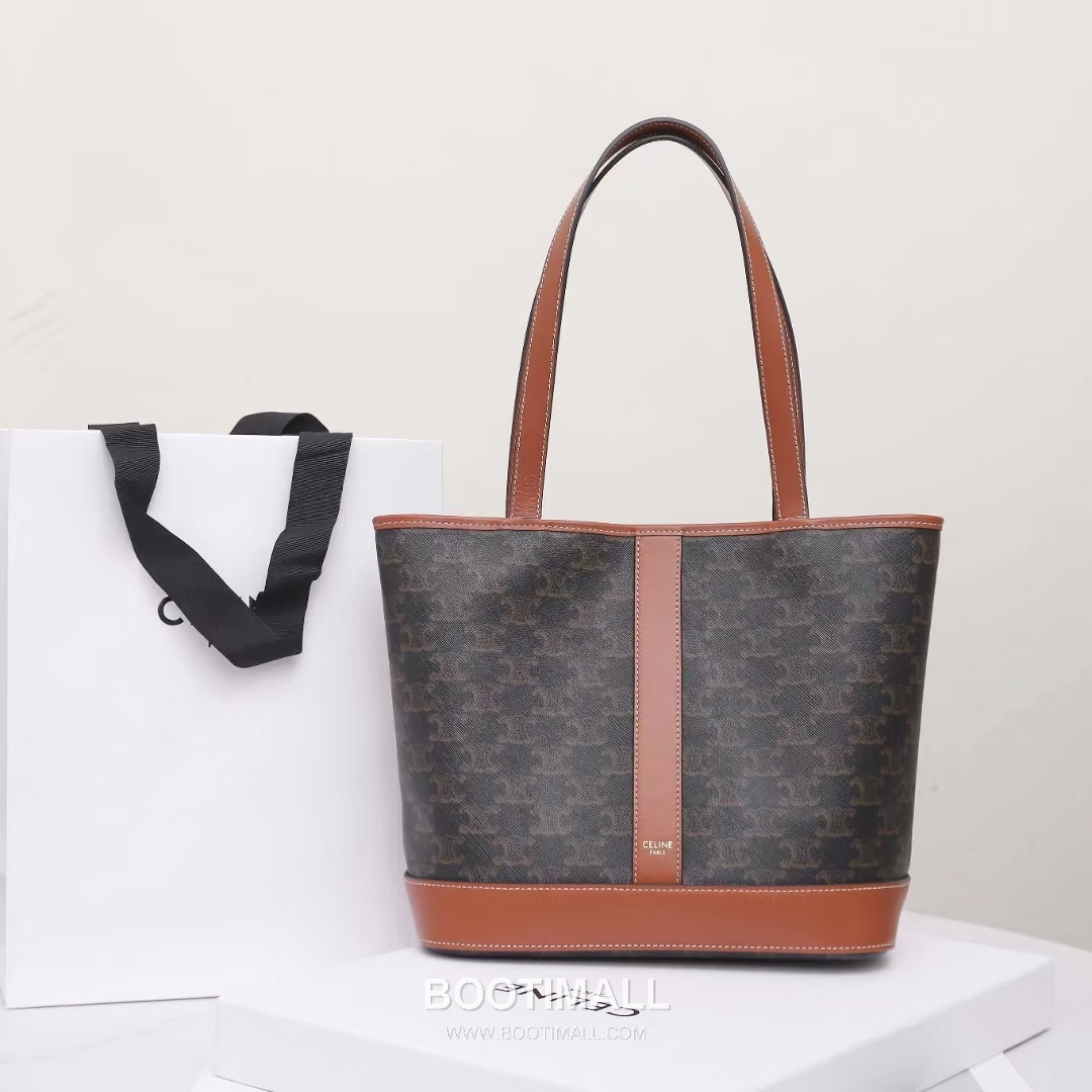 Celine Bucket Shopper Monogram Canvas Cowhide Tote Bag with Medium Capacity Detail 셀린느 버킷 쇼퍼 모노그램 캔버스 카우하이드 토트백 중형 115082 26.5cm 1