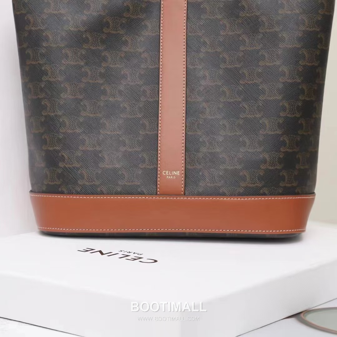 Celine Bucket Shopper Monogram Canvas Cowhide Tote Bag with Medium Capacity Detail 셀린느 버킷 쇼퍼 모노그램 캔버스 카우하이드 토트백 중형 115082 26.5cm 5