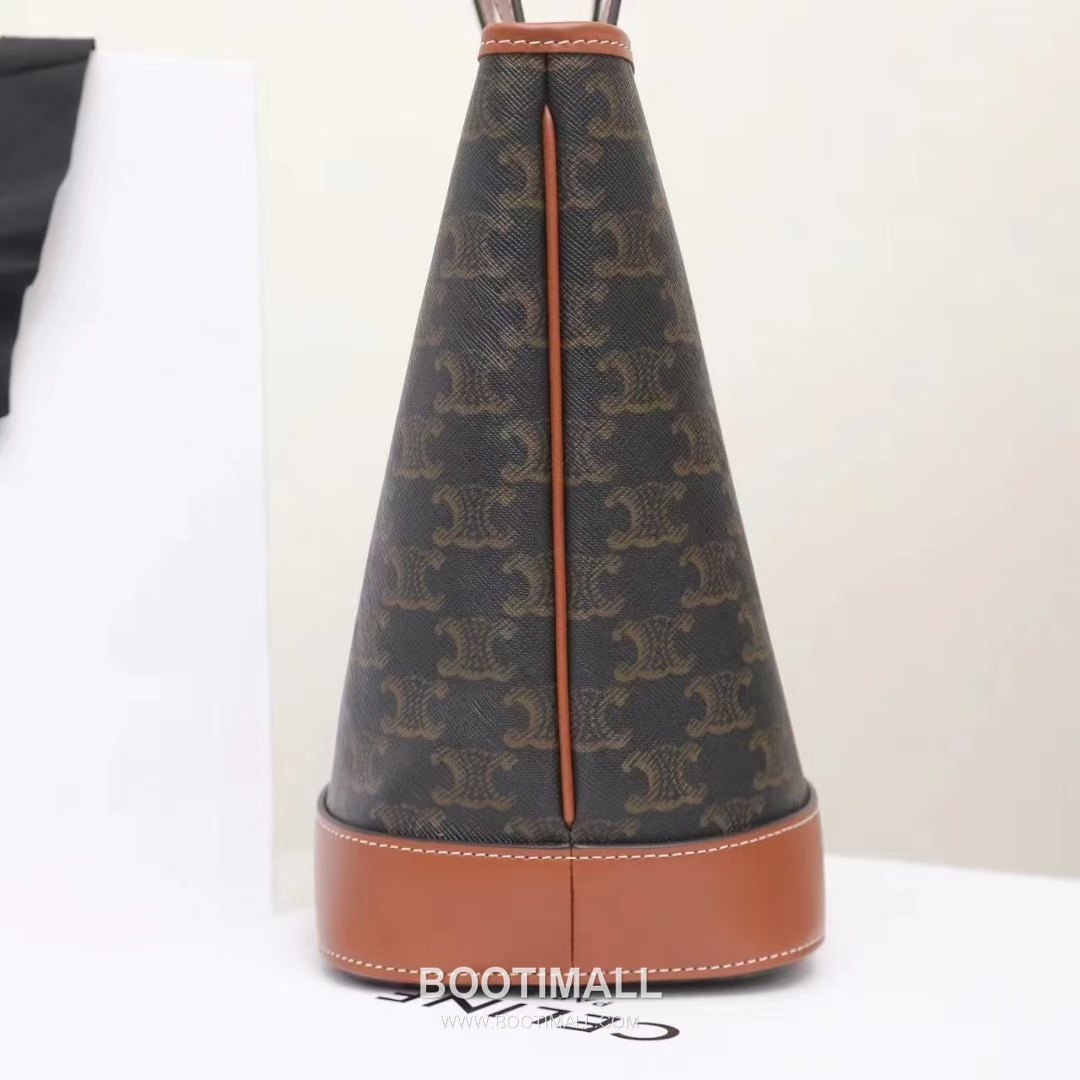 Celine Bucket Shopper Monogram Canvas Cowhide Tote Bag with Medium Capacity Detail 셀린느 버킷 쇼퍼 모노그램 캔버스 카우하이드 토트백 중형 115082 26.5cm 6