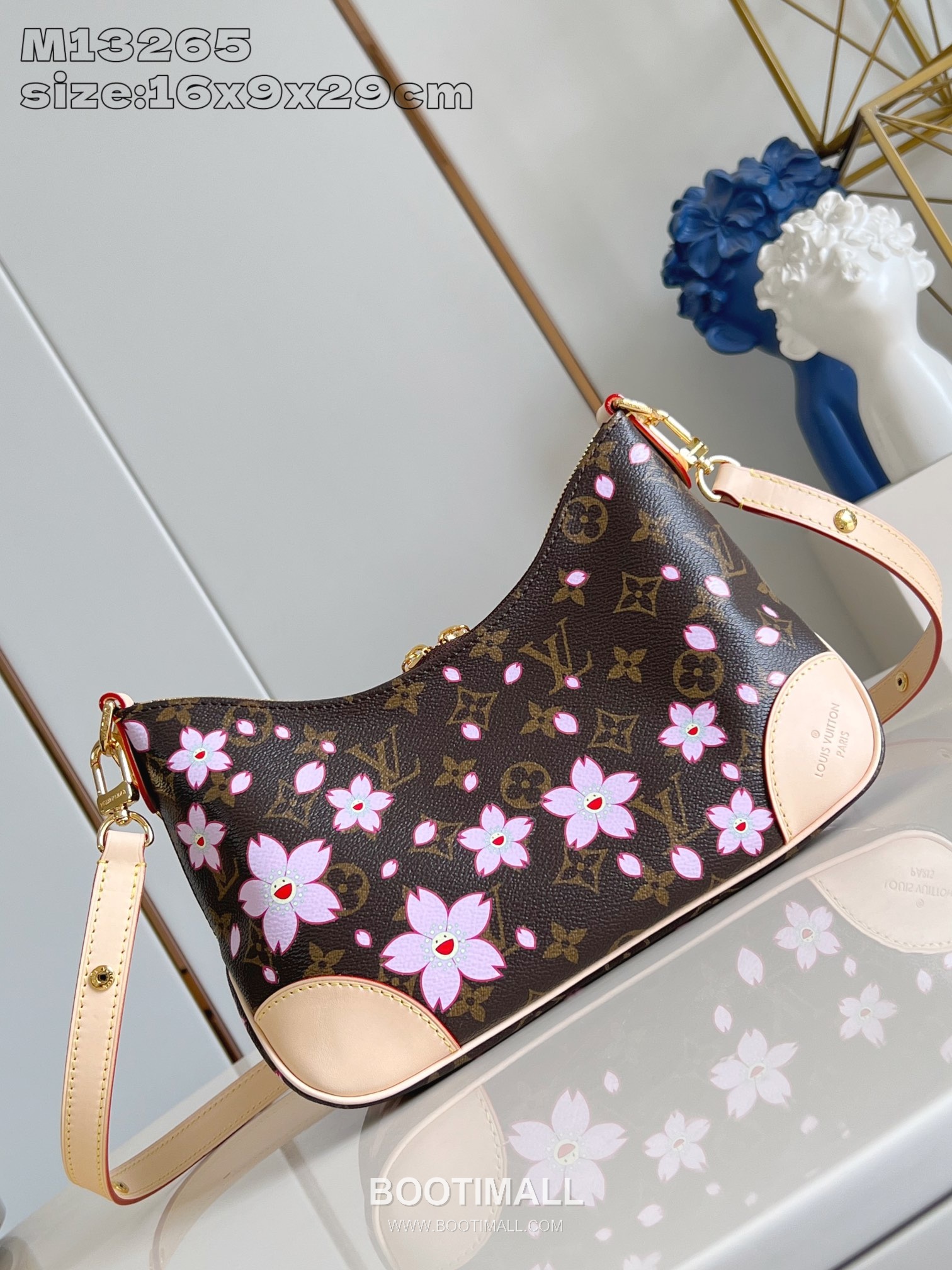 Louis Vuitton Boulogne Monogram Canvas Cherry Blossom Shoulder Bag with Stud Strap Detail 루이비통 불로뉴 모노그램 체리블라썸 숄더백 스터드스트랩 M13265 29cm 13