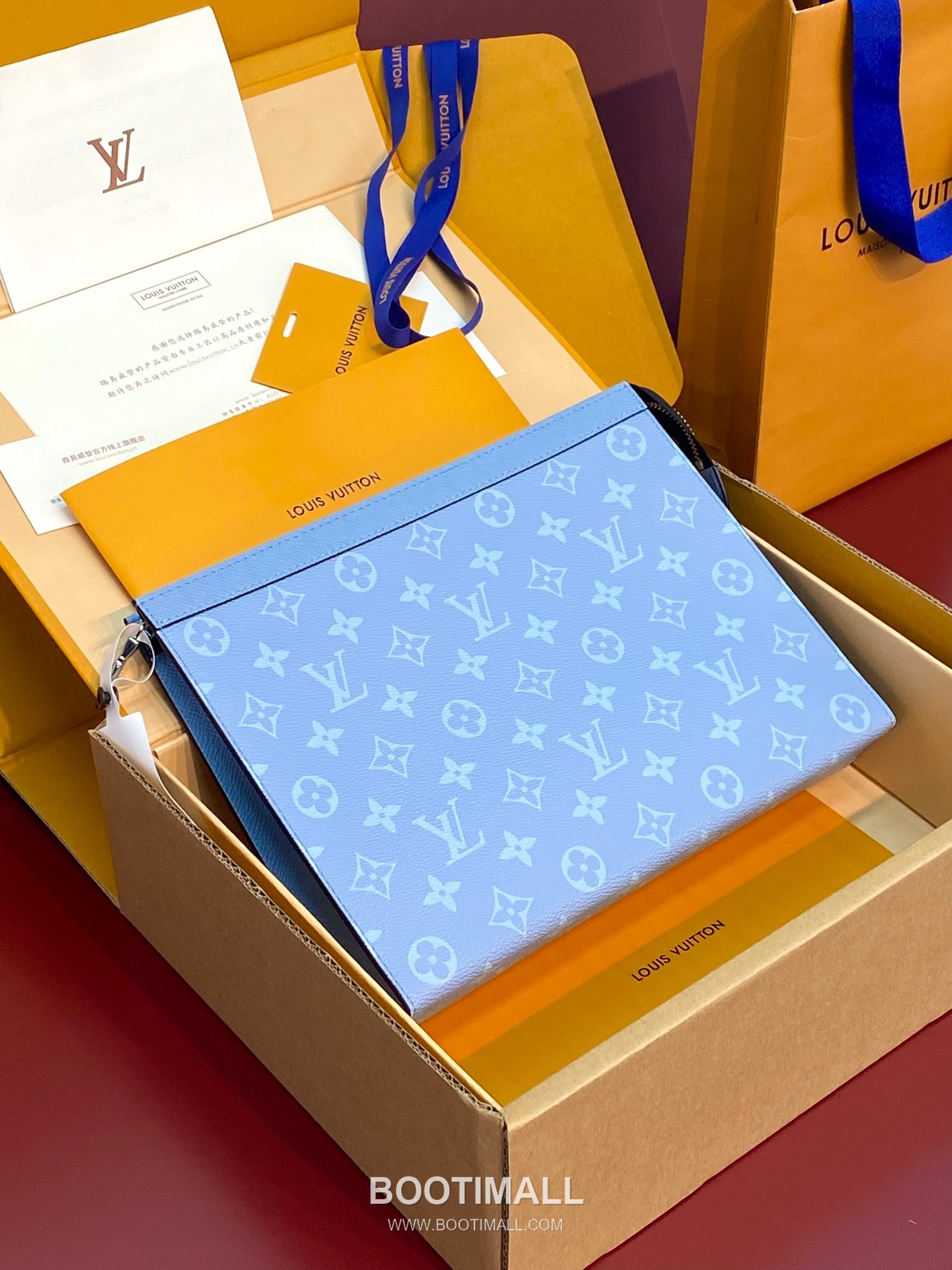 Louis Vuitton Pochette Voyage MM Monogram Eclipse Canvas Clutch Bag 루이비통 포쉐트 보야주 MM 모노그램 이클립스 클러치백 M14011 26cm 1