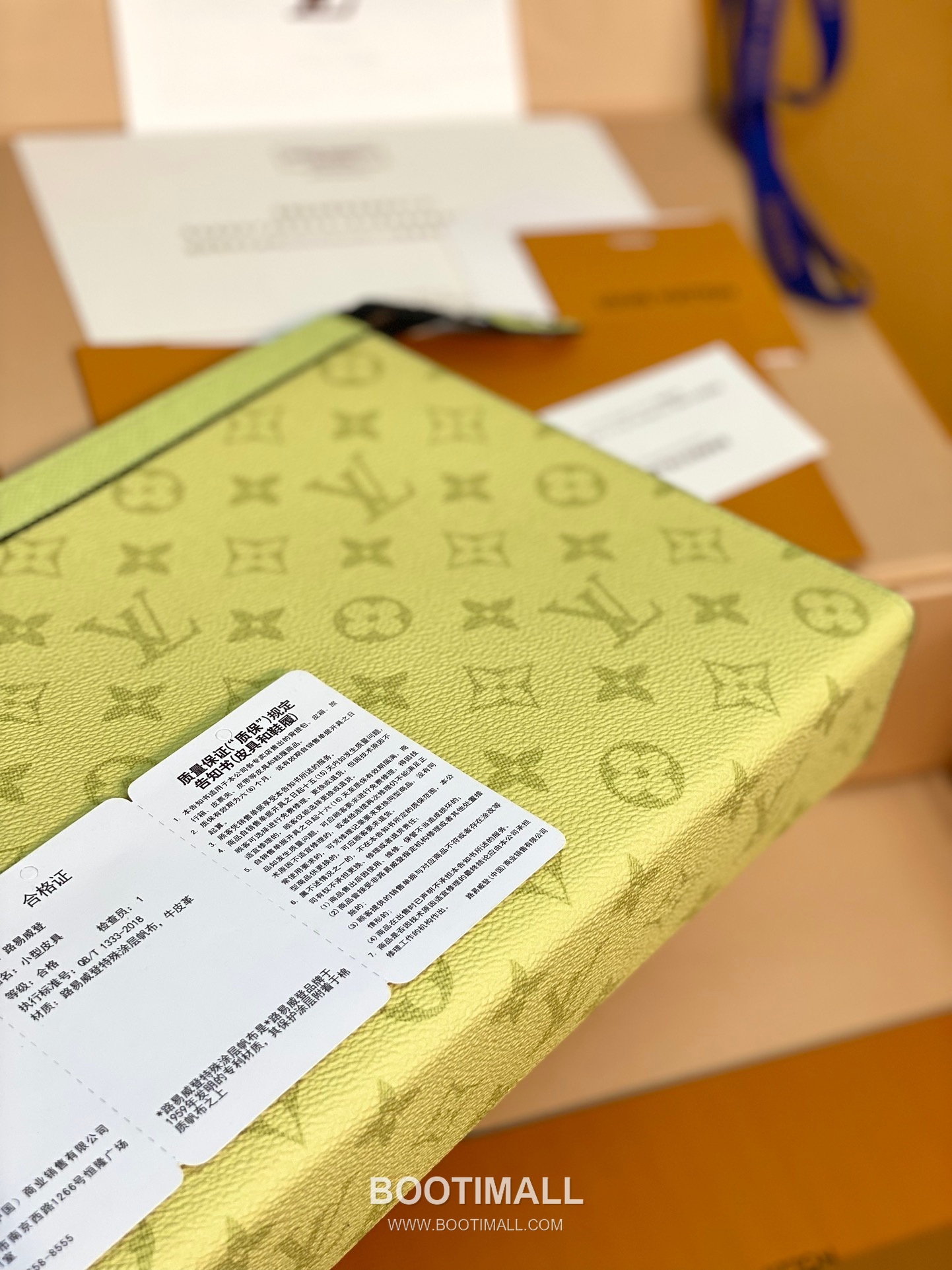 Louis Vuitton Pochette Voyage MM Monogram Eclipse Canvas Clutch Bag 루이비통 포쉐트 보야주 MM 모노그램 이클립스 클러치백 M14011 26cm 8