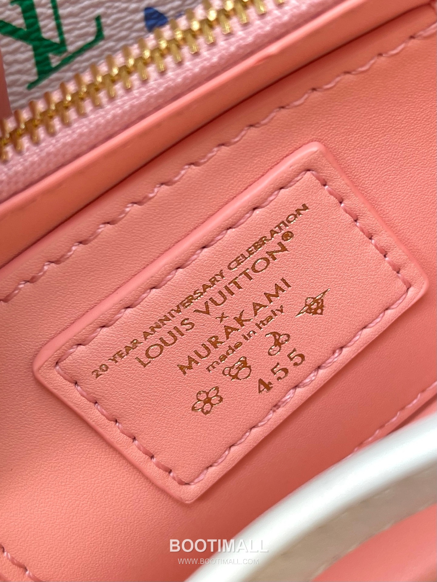 Louis Vuitton Capucines Mini Taurillon Leather Top Handle Shoulder Bag with Multicolor Strap Detail 루이비통 카퓌신 미니 토릴론 가죽 탑핸들 숄더백 멀티스트랩 M14165 21cm 8