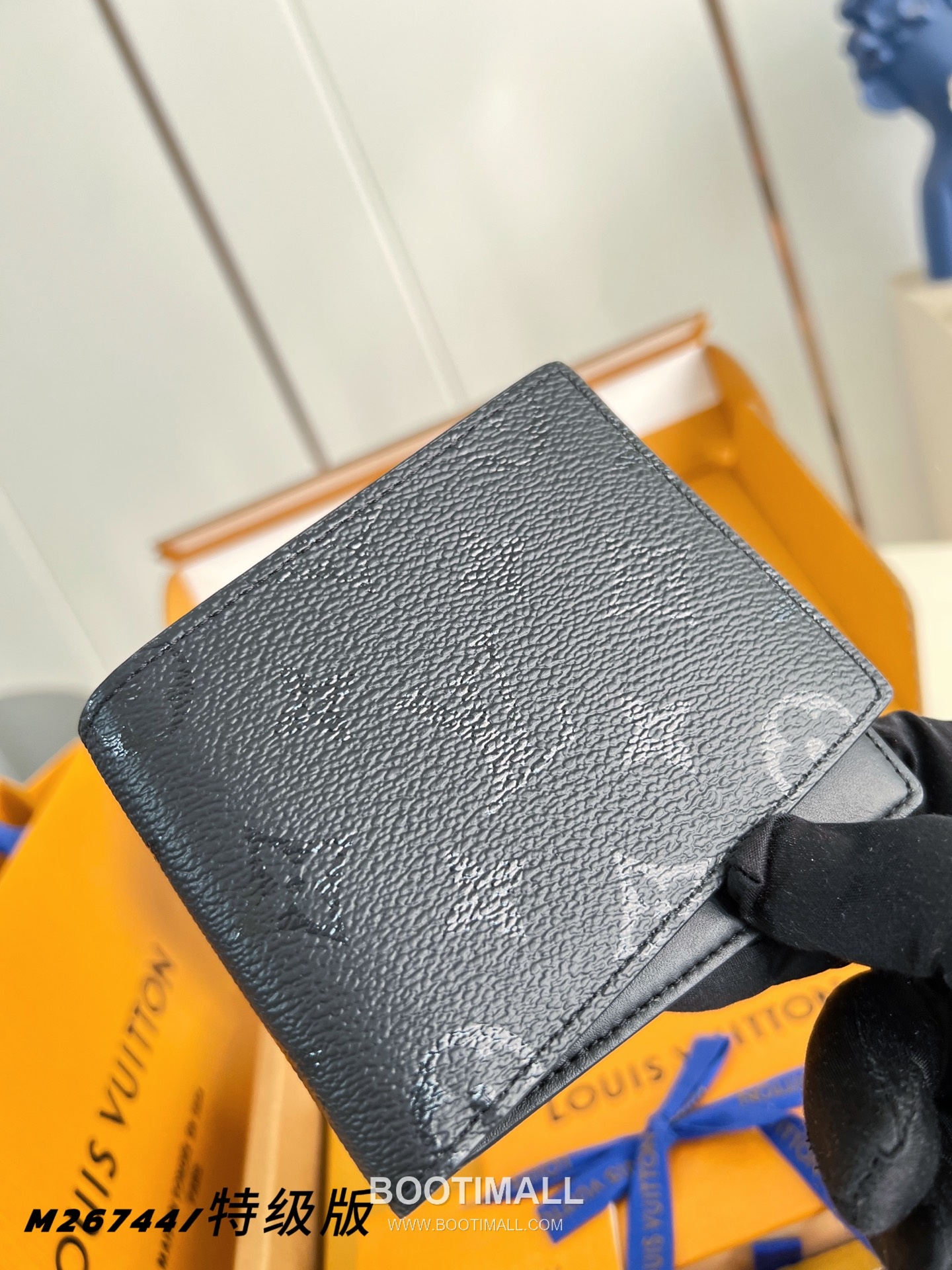 Louis Vuitton Multiple Wallet Monogram Midnight Canvas Compact Wallet with Card Slot Detail 루이비통 멀티플 월렛 모노그램 미드나잇 반지갑 카드슬롯 M26744 11.5cm 2