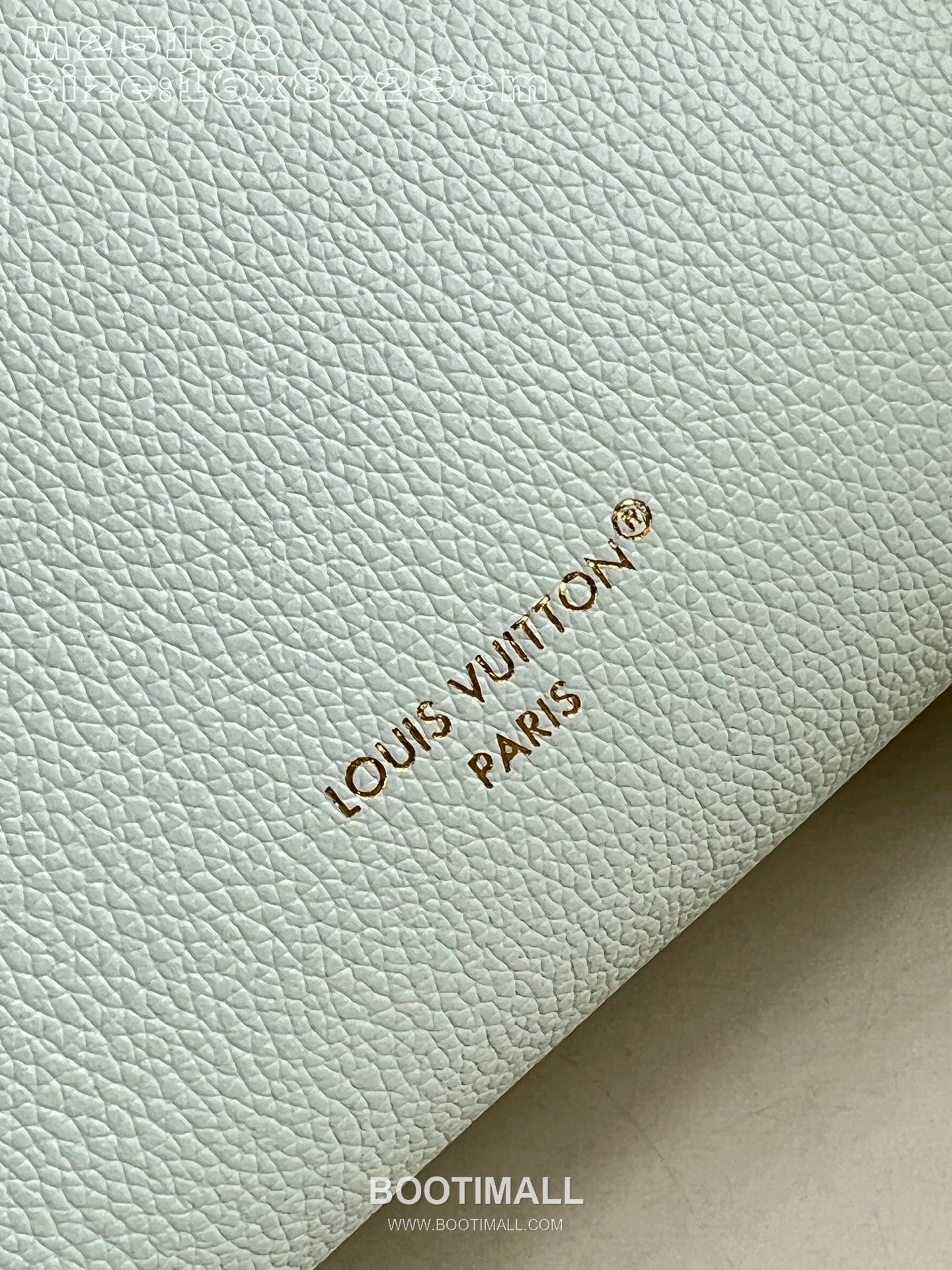 Louis Vuitton Side Trunk MM Cowhide Leather Shoulder Bag with Chain Detail 루이비통 사이드 트렁크 MM 카우하이드 숄더백 체인디테일 M25160 23.5cm 6