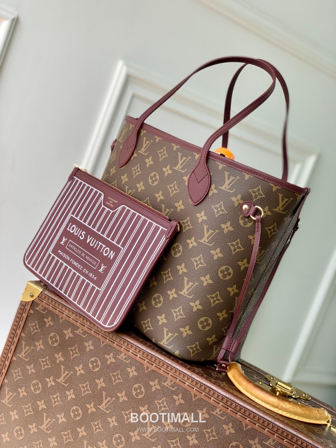 Louis Vuitton Neverfull MM Inside Out Monogram Canvas Reversible Tote Bag with Pouch Detail 루이비통 네버풀 MM 인사이드아웃 모노그램 리버서블 토트백 파우치 M25663 31cm 11