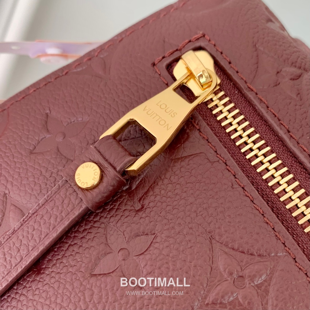 Louis Vuitton Pochette Métis Monogram Empreinte Leather Shoulder Bag with S-Lock Detail 루이비통 포쉐트 메티스 앙프렝뜨 가죽 숄더백 S락 M41487 25cm 6