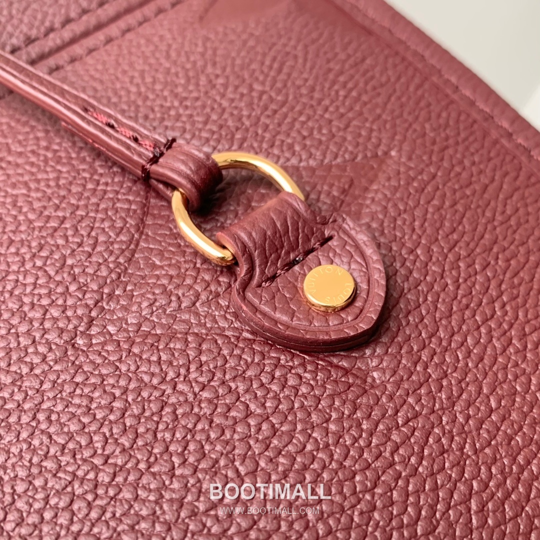 Louis Vuitton Neverfull MM Monogram Empreinte Leather Tote Bag with Detachable Pouch Detail 루이비통 네버풀 MM 앙프렝뜨 가죽 토트백 탈부착파우치 M25855 31cm 5