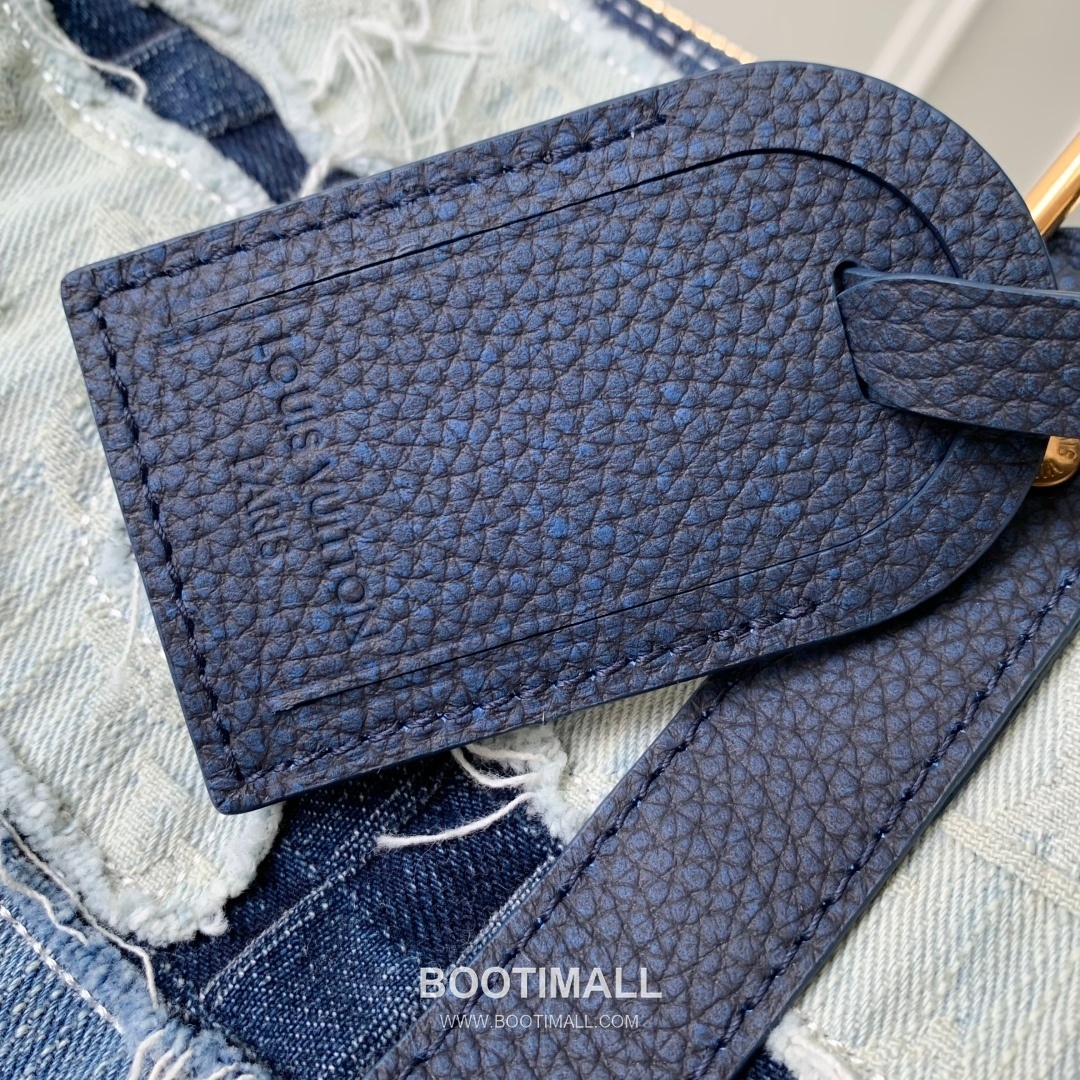 Louis Vuitton Keepall Bandoulière 50 Damier Denim Travel Bag with Koi Patchwork Detail 루이비통 키폴 반둘리에 50 다미에 데님 여행가방 코이패치 M26117 50cm 5