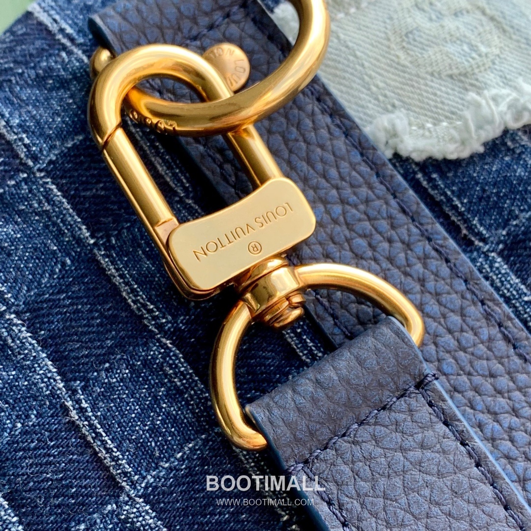 Louis Vuitton Keepall Bandoulière 50 Damier Denim Travel Bag with Koi Patchwork Detail 루이비통 키폴 반둘리에 50 다미에 데님 여행가방 코이패치 M26117 50cm 7