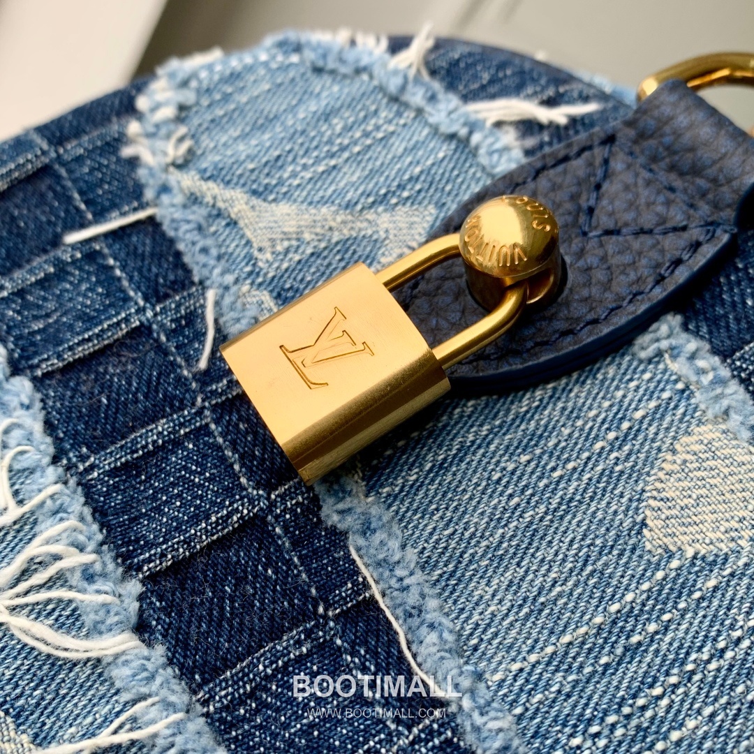 Louis Vuitton Speedy 25 Bandoulière Damier Denim Boston Bag with Patchwork Detail 루이비통 스피디 25 반둘리에 다미에 데님 보스턴백 패치워크 M15276 25cm 7