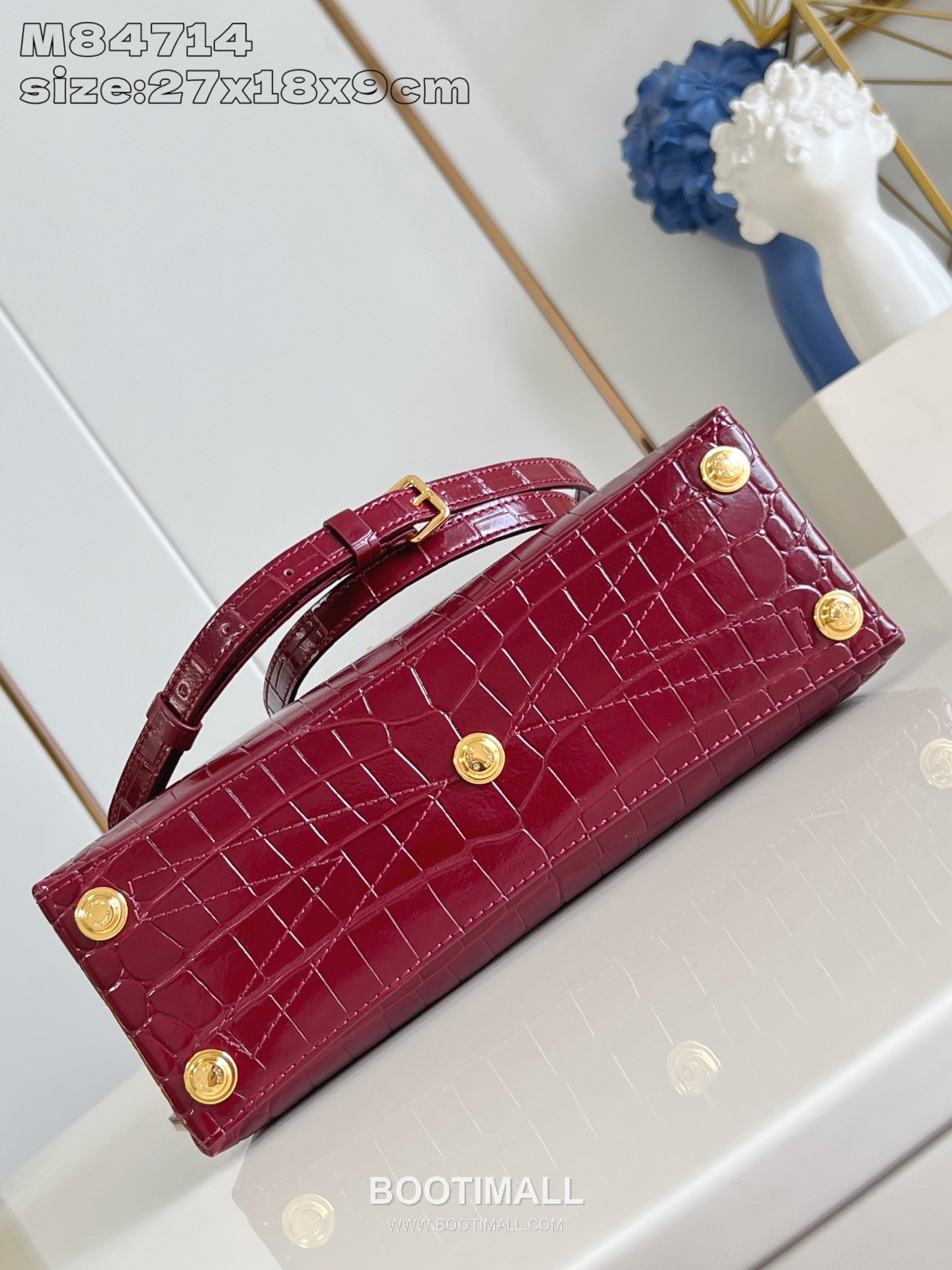 Louis Vuitton Rose des Vents PM Crocodile Embossed Calfskin Top Handle Bag with LV Padlock Detail 루이비통 로즈 데 방 PM 악어엠보 카프스킨 탑핸들백 패드락 M84714 27cm 6