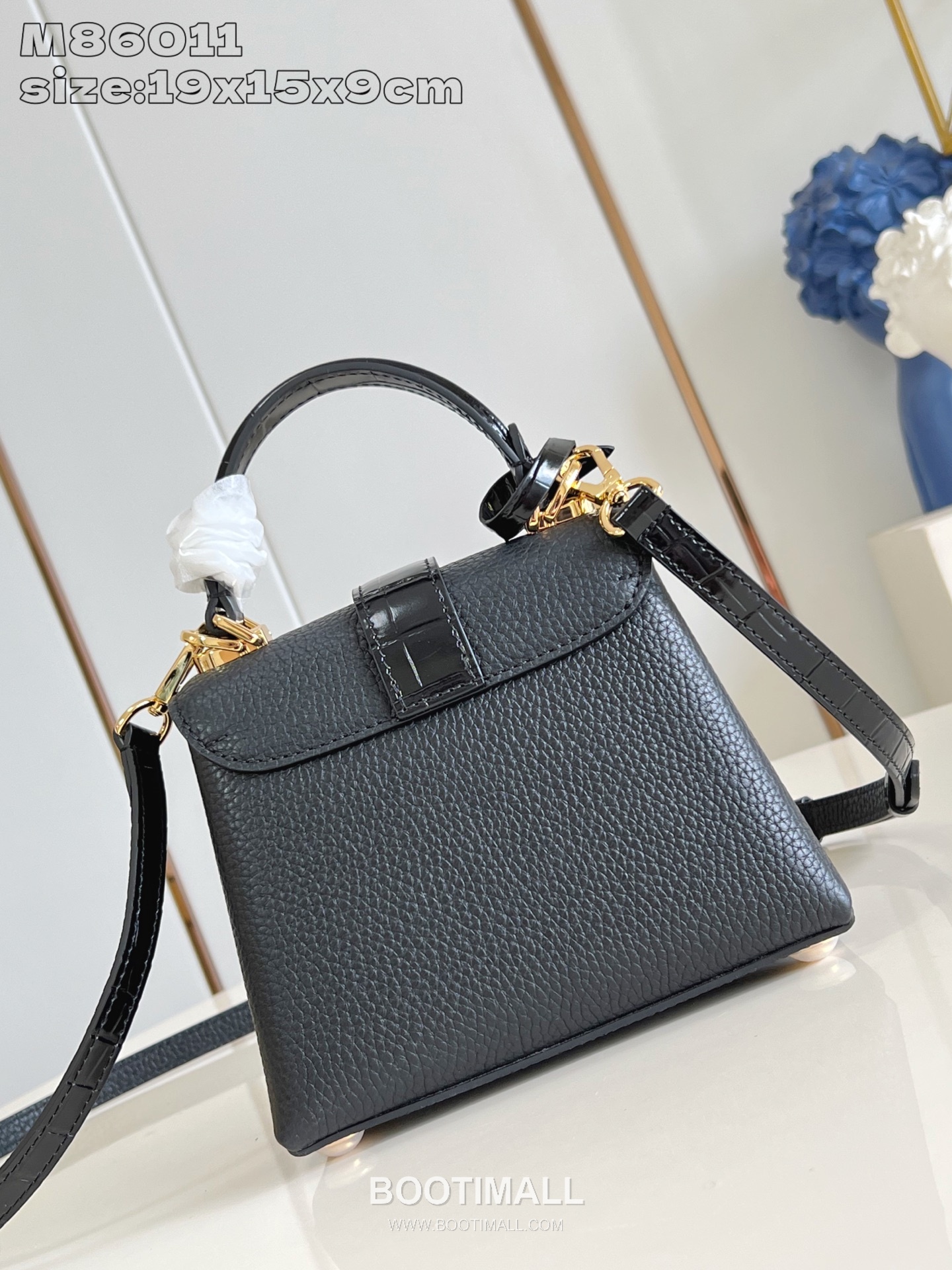 Louis Vuitton Rose des Vents Mini Crocodile Embossed Calfskin Top Handle Bag with LV Padlock Detail 루이비통 로즈 데 방 미니 악어엠보 카프스킨 탑핸들백 패드락 M86011 19cm 5