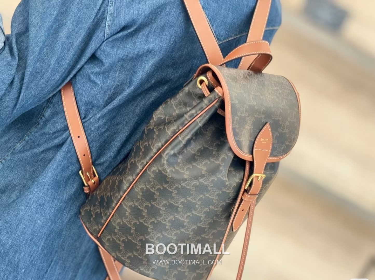 Celine Large Backpack Cowhide Leather Casual Bag with Minimal Design 셀린느 라지 백팩 카우하이드 레더 캐주얼백 미니멀디자인 117902 29.5cm 9