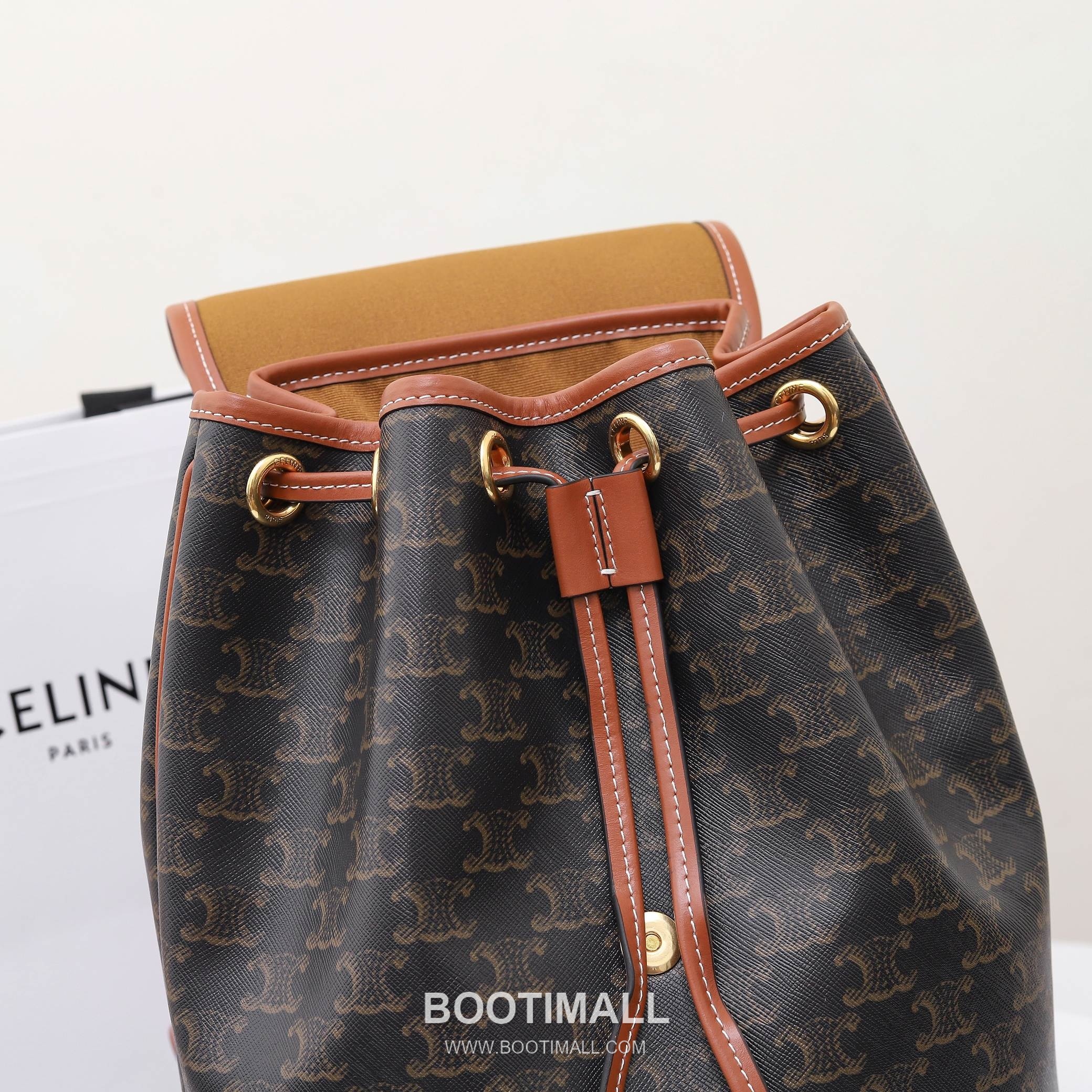 Celine Large Backpack Cowhide Leather Casual Bag with Minimal Design 셀린느 라지 백팩 카우하이드 레더 캐주얼백 미니멀디자인 117902 29.5cm 16