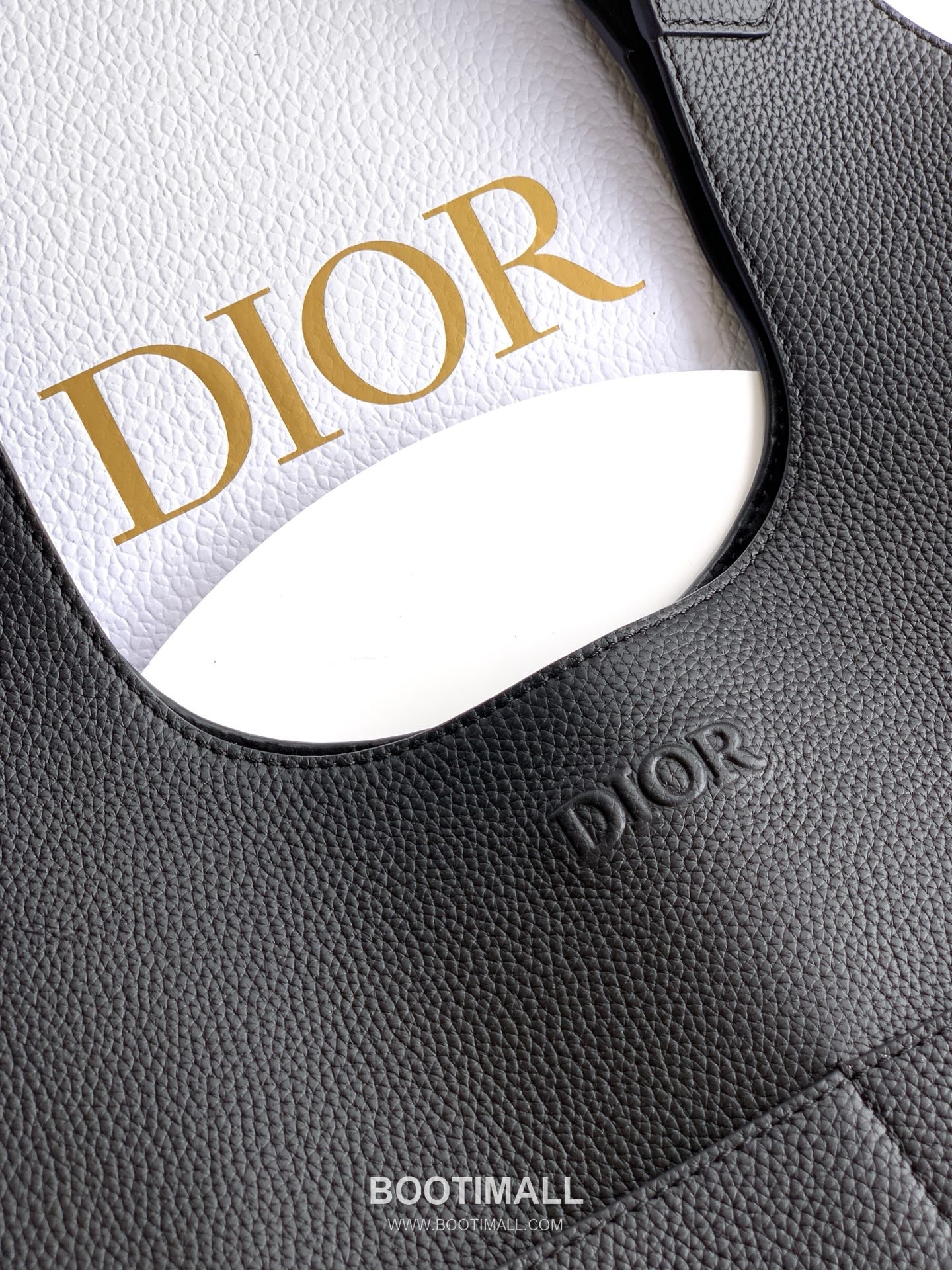 Dior Privé Calfskin Tote Bag with Front Pocket Embossed Logo Detail 디올 프리베 카프스킨 토트백 프론트포켓 엠보싱로고 1LLSH276KEC 39.5cm 6