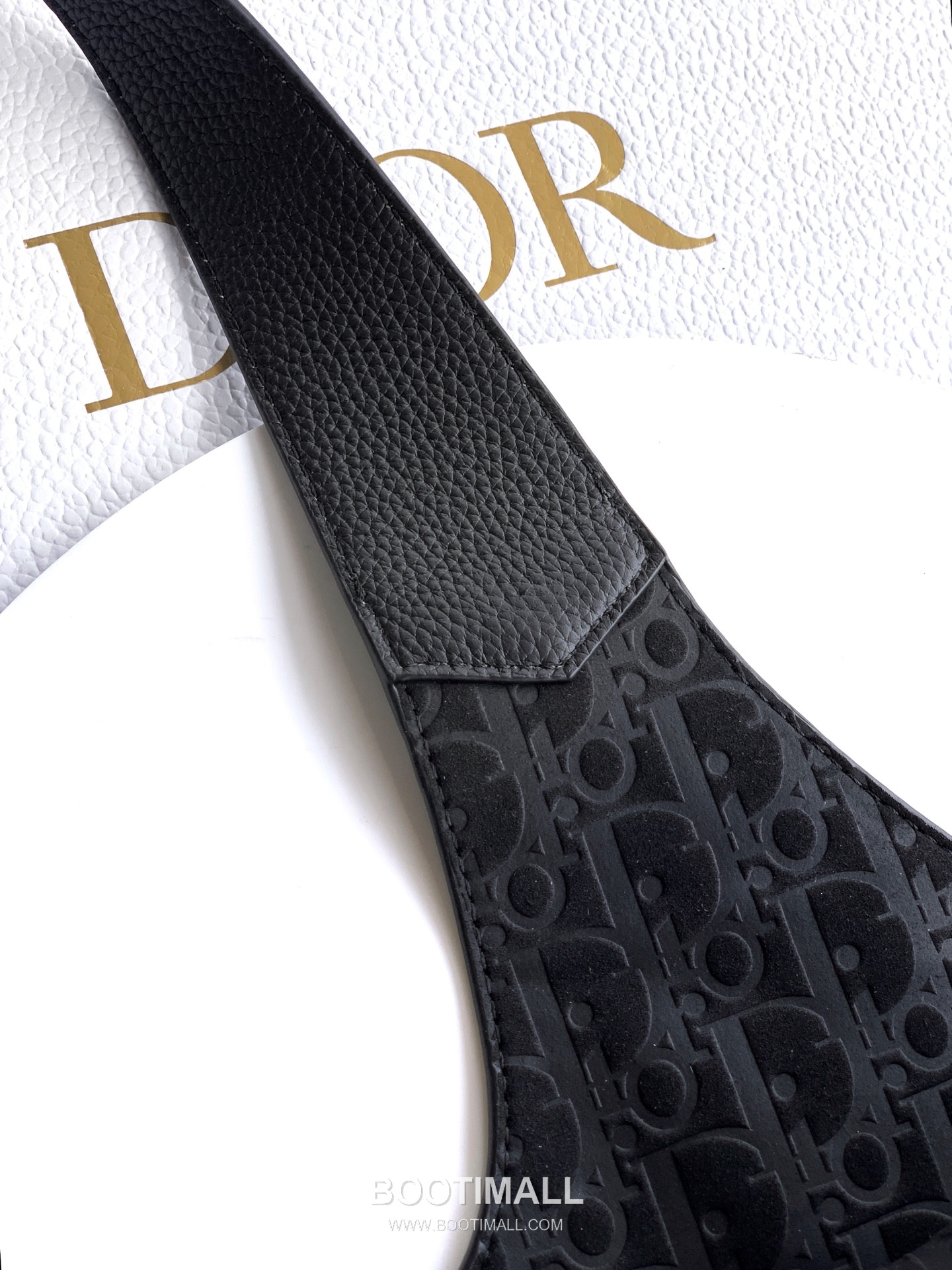 Dior Privé Calfskin Tote Bag with Front Pocket Embossed Logo Detail 디올 프리베 카프스킨 토트백 프론트포켓 엠보싱로고 1LLSH276KEC 39.5cm 7