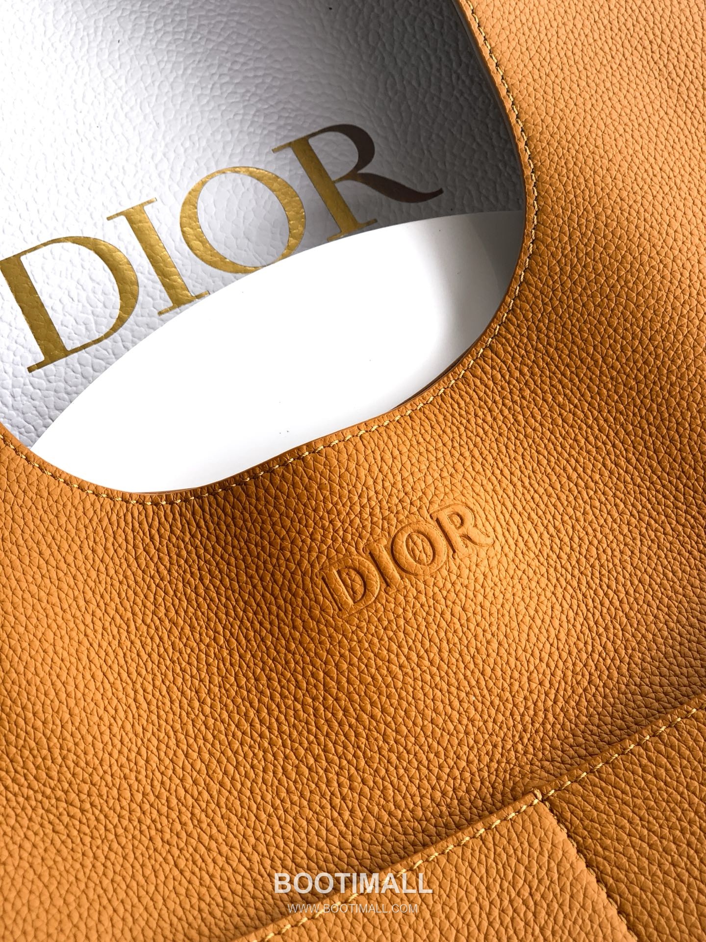Dior Privé Calfskin Tote Bag with Front Pocket Embossed Logo Detail 디올 프리베 카프스킨 토트백 프론트포켓 엠보싱로고 1LLSH276KEC 39.5cm 6