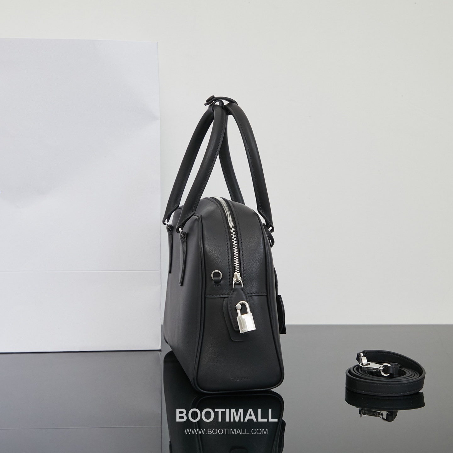 The Row India 10 Saddle Leather Bowling Crossbody Bag with Top Handle Detail 더로우 인디아 10 새들레더 보스턴 볼링 크로스바디백 탑핸들 24cm 2