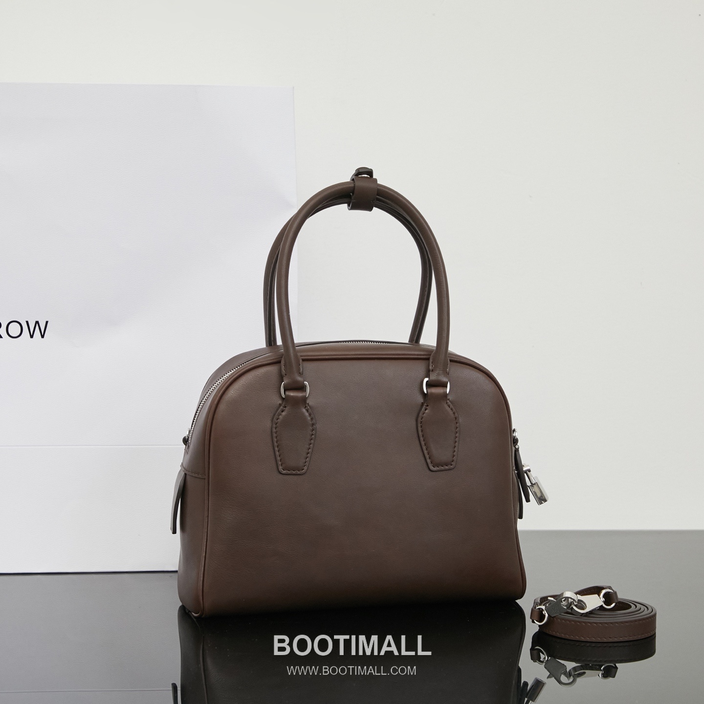The Row India 10 Saddle Leather Bowling Crossbody Bag with Top Handle Detail 더로우 인디아 10 새들레더 보스턴 볼링 크로스바디백 탑핸들 24cm 3