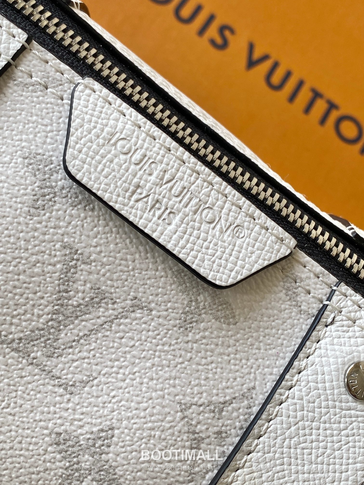 Louis Vuitton Keepall Monogram Eclipse Canvas Travel Boston Bag with Strap Detail 루이비통 키폴 모노그램 이클립스 캔버스 트래블 보스턴백 스트랩 M27184 27cm 5