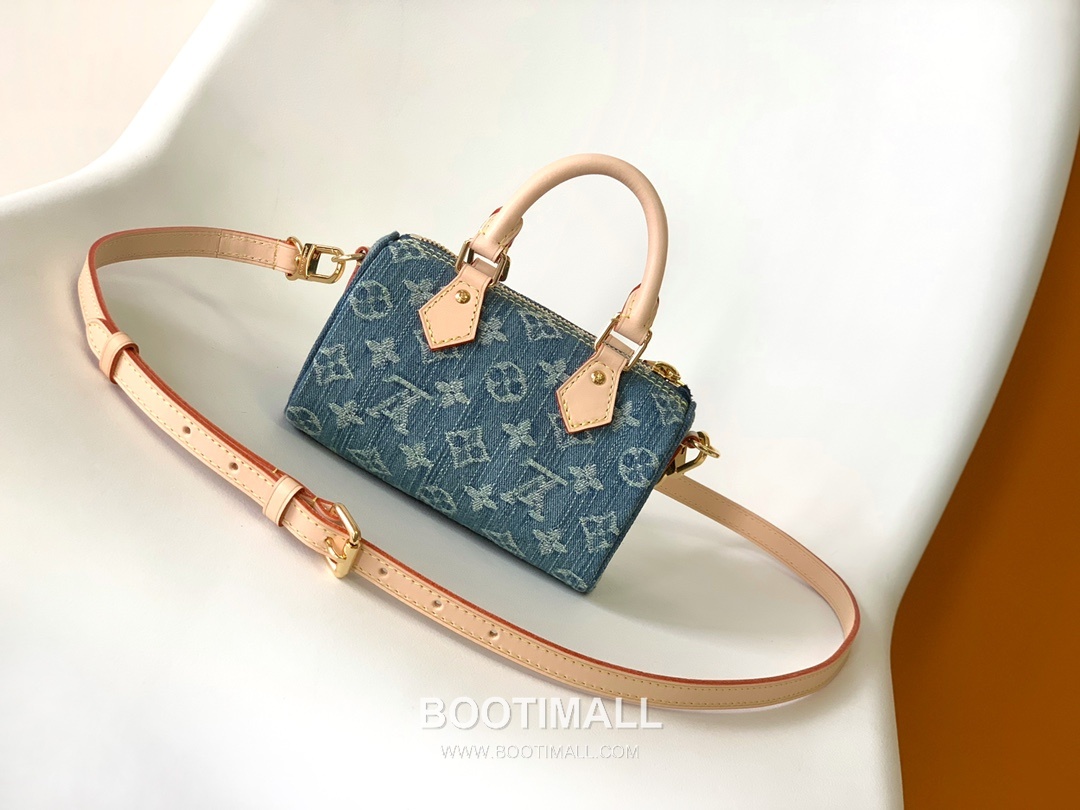 Louis Vuitton Nano Speedy Monogram Denim Canvas Boston Bag with Strap Pocket Detail 루이비통 나노 스피디 모노그램 데님 캔버스 보스턴백 스트랩 포켓 M82950 16cm 3
