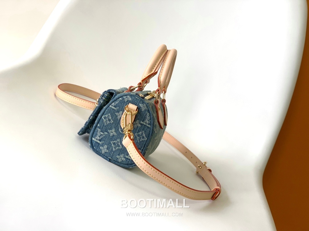 Louis Vuitton Nano Speedy Monogram Denim Canvas Boston Bag with Strap Pocket Detail 루이비통 나노 스피디 모노그램 데님 캔버스 보스턴백 스트랩 포켓 M82950 16cm 4