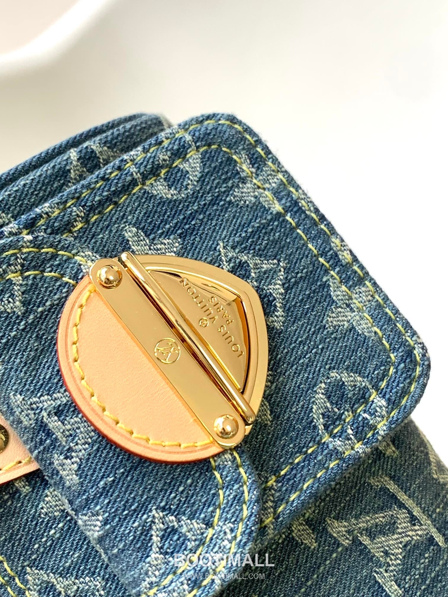 Louis Vuitton Nano Speedy Monogram Denim Canvas Boston Bag with Strap Pocket Detail 루이비통 나노 스피디 모노그램 데님 캔버스 보스턴백 스트랩 포켓 M82950 16cm 7