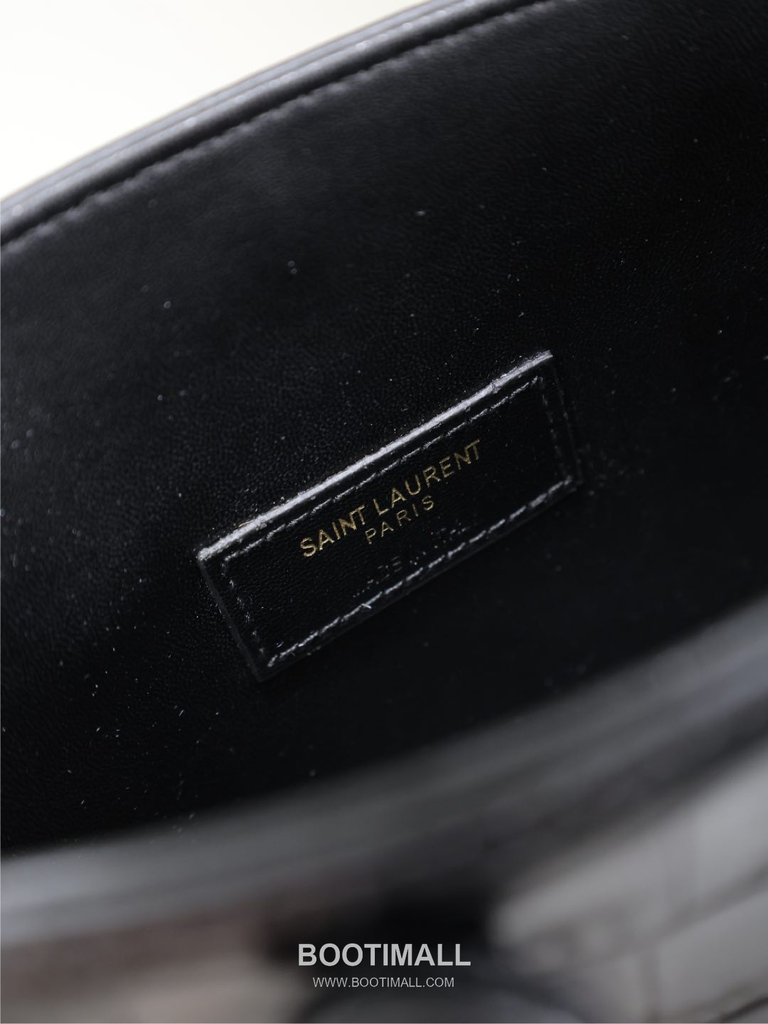 Saint Laurent Mini Toy Croc Embossed Calfskin Tote Bag with YSL Charm Detail 생로랑 미니 토이 크로크 엠보싱 카프스킨 토트백 YSL참 712367 18cm 9