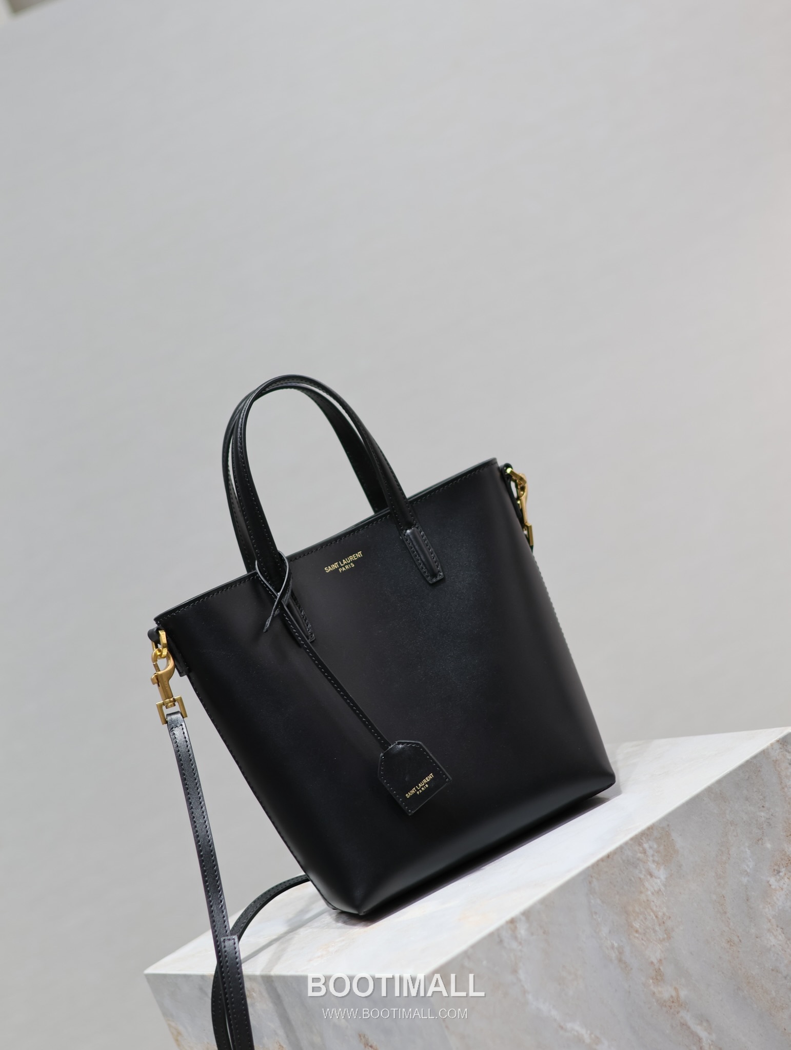 Saint Laurent Mini Toy Smooth Calfskin Tote Bag with YSL Charm Detail 생로랑 미니 토이 스무스 카프스킨 토트백 YSL참 712367 18cm 10