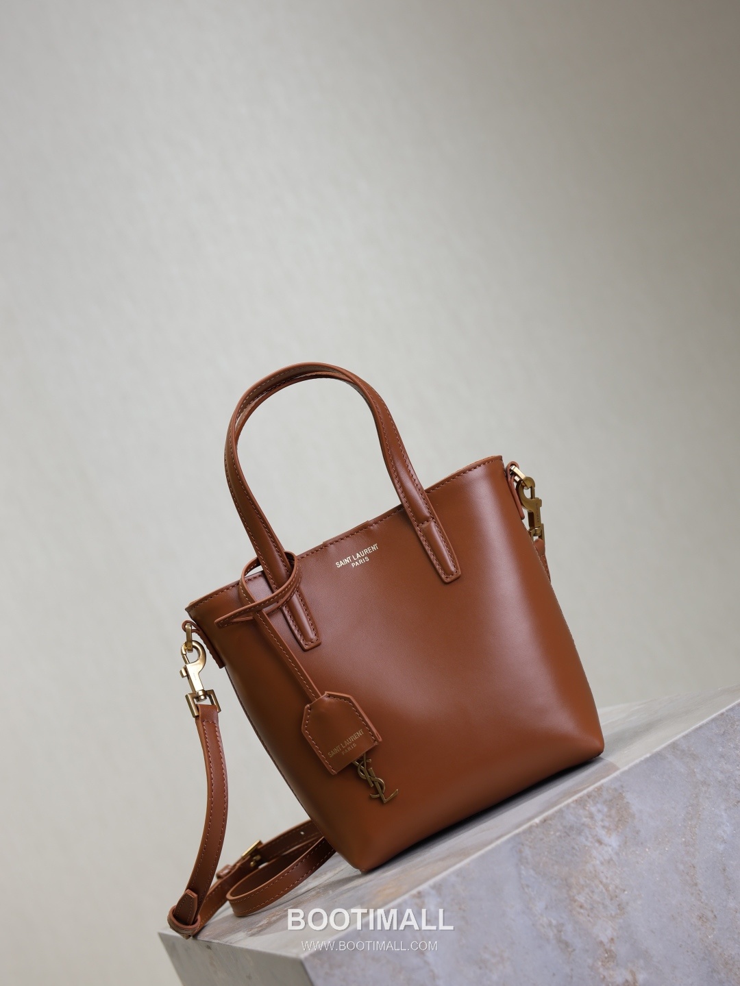 Saint Laurent Mini Toy Smooth Calfskin Tote Bag with YSL Charm Detail 생로랑 미니 토이 스무스 카프스킨 토트백 YSL참 712367 18cm 11