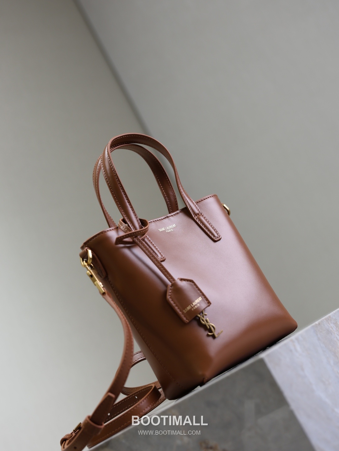 Saint Laurent Mini Toy Smooth Calfskin Tote Bag with YSL Charm Detail 생로랑 미니 토이 스무스 카프스킨 토트백 YSL참 712367 18cm 12