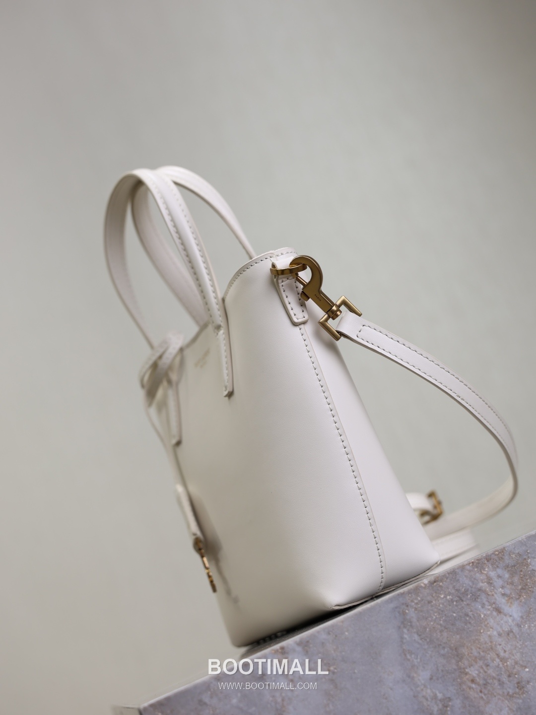 Saint Laurent Mini Toy Smooth Calfskin Tote Bag with YSL Charm Detail 생로랑 미니 토이 스무스 카프스킨 토트백 YSL참 712367 18cm 15