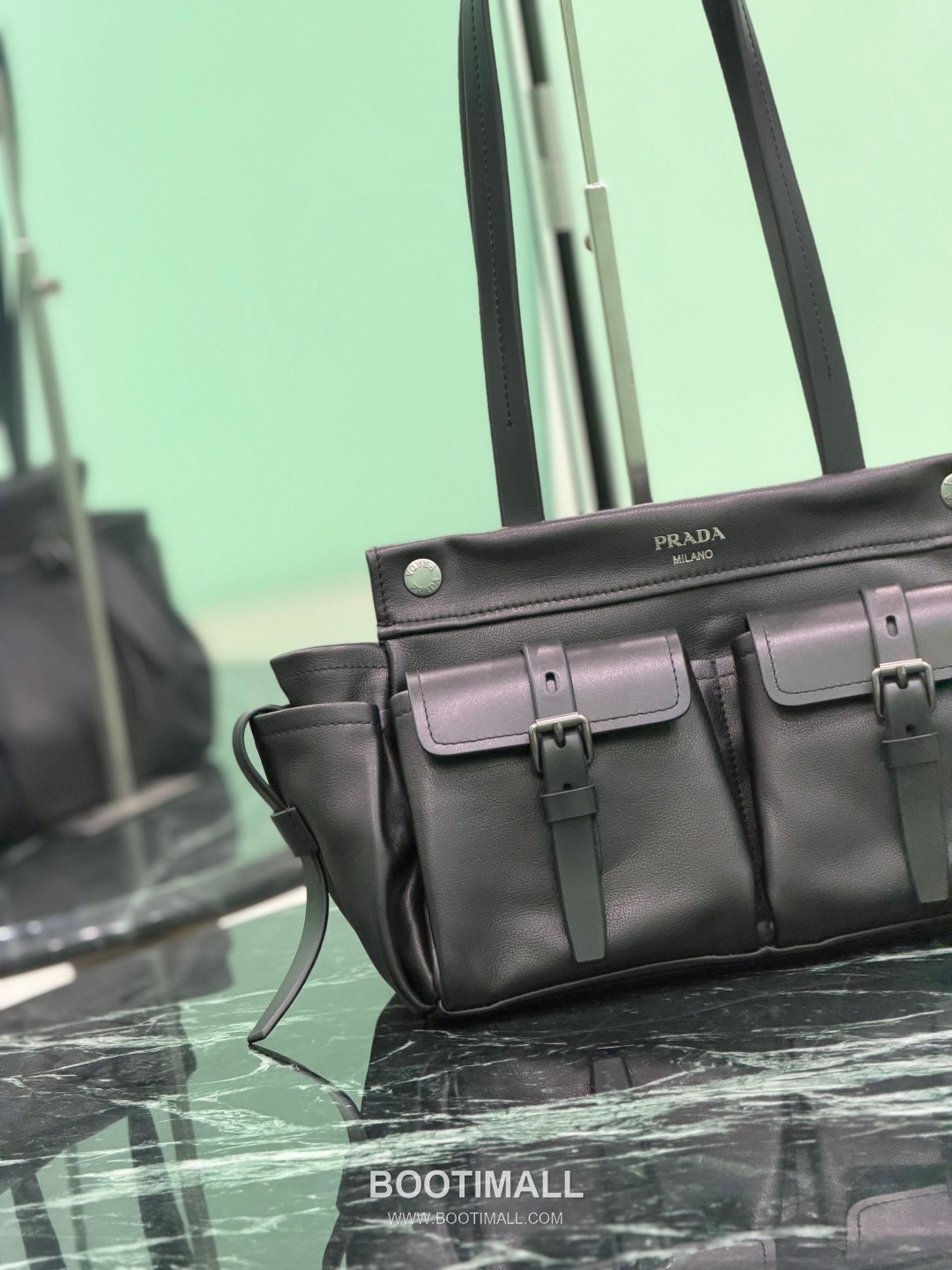 Prada Route Calfskin Tote Bag with Pocket Strap Buckle Detail 프라다 루트 카프스킨 토트백 포켓 스트랩 버클 1BG645 30cm 10