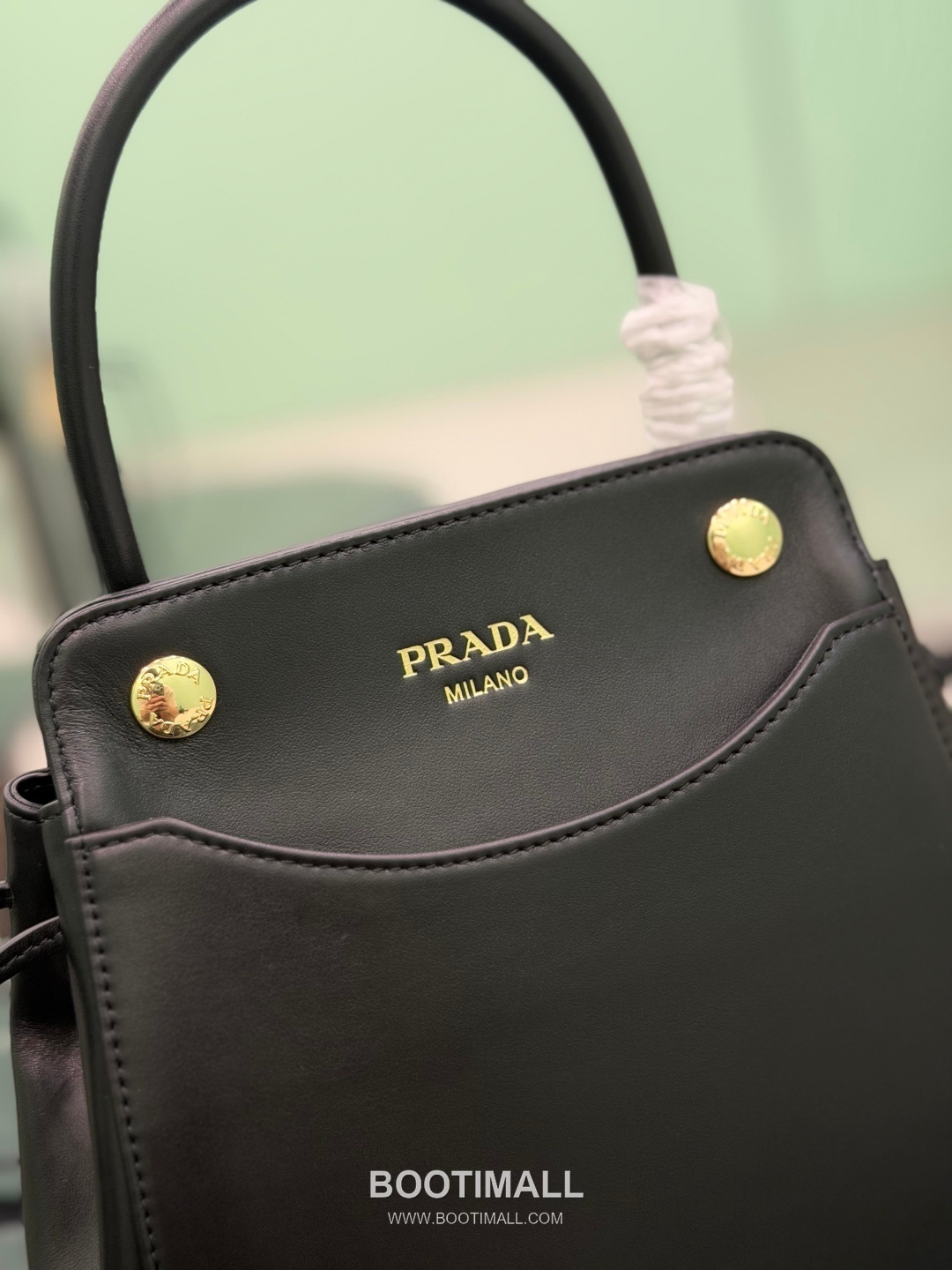 Prada Carry Calfskin Tote Bag with Strap Magnetic Closure Detail 프라다 캐리 카프스킨 토트백 스트랩 마그네틱클로저 1BA496 21cm 9