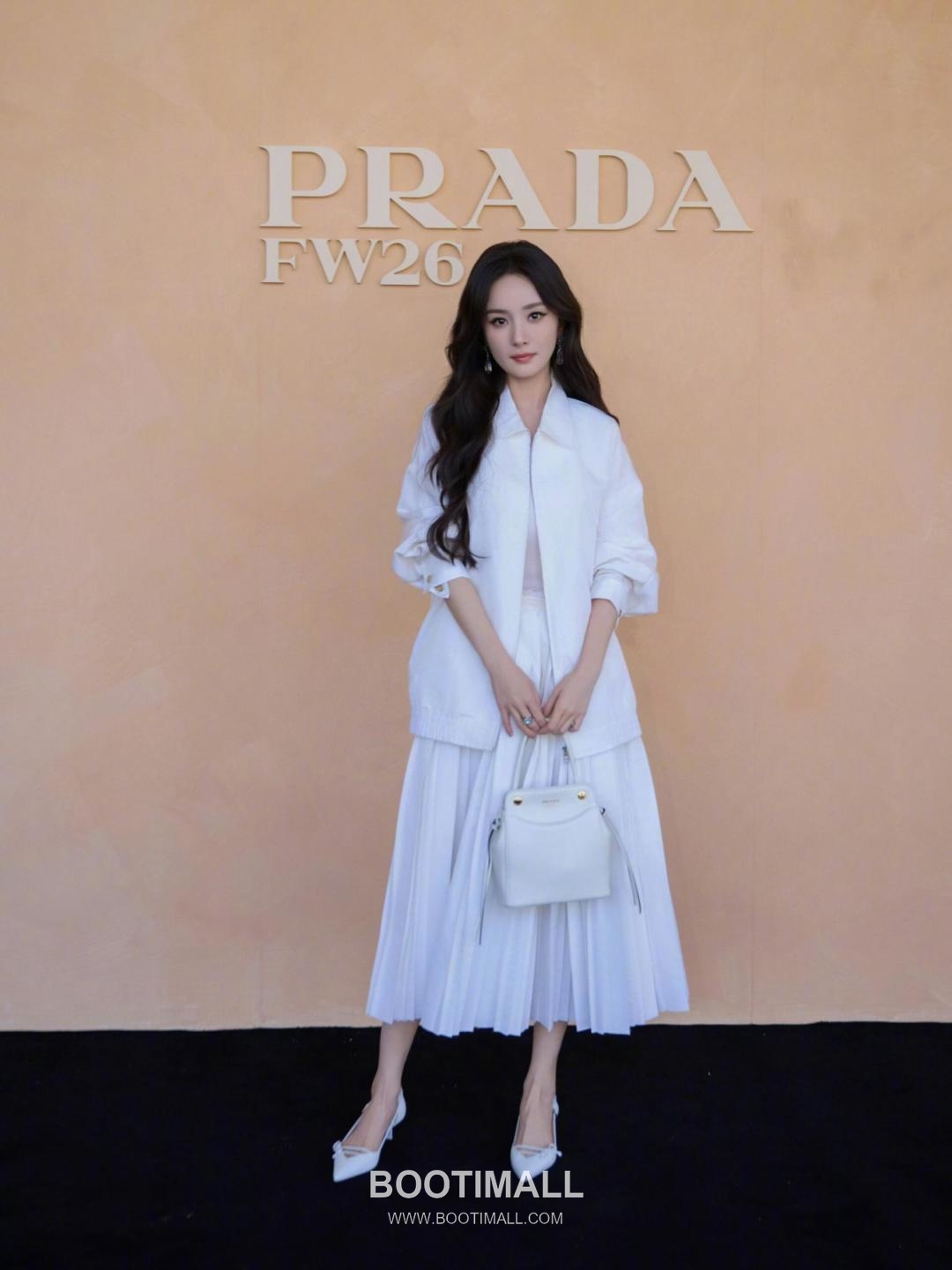 Prada Carry Calfskin Tote Bag with Strap Magnetic Closure Detail 프라다 캐리 카프스킨 토트백 스트랩 마그네틱클로저 1BA496 21cm 3