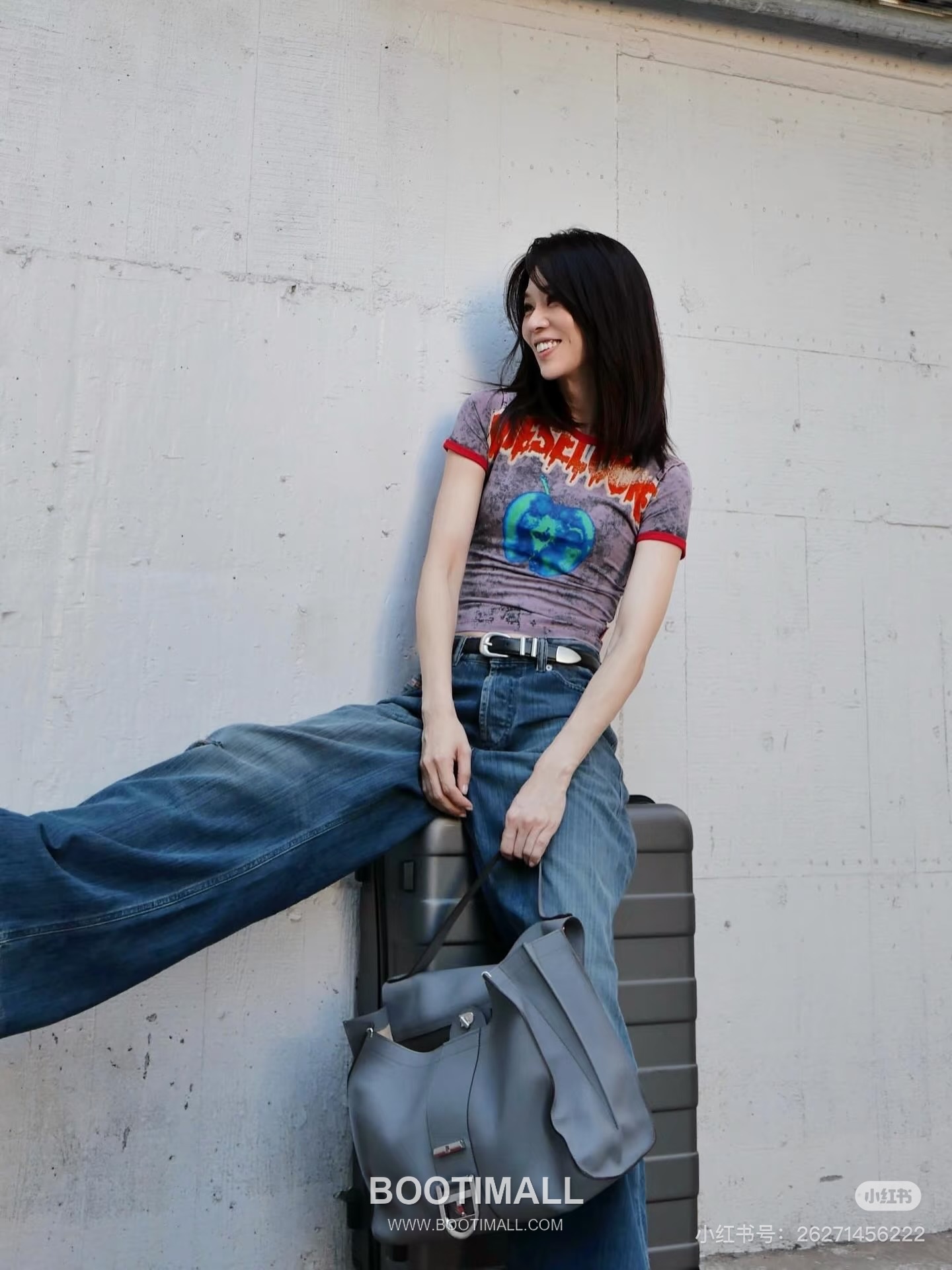 Delvaux Tempo Aluire Calfskin Tote Bag with Flap Strap Pocket Detail 델보 템포 알뤼르 카프스킨 토트백 플랩 스트랩 포켓 37.5cm 6