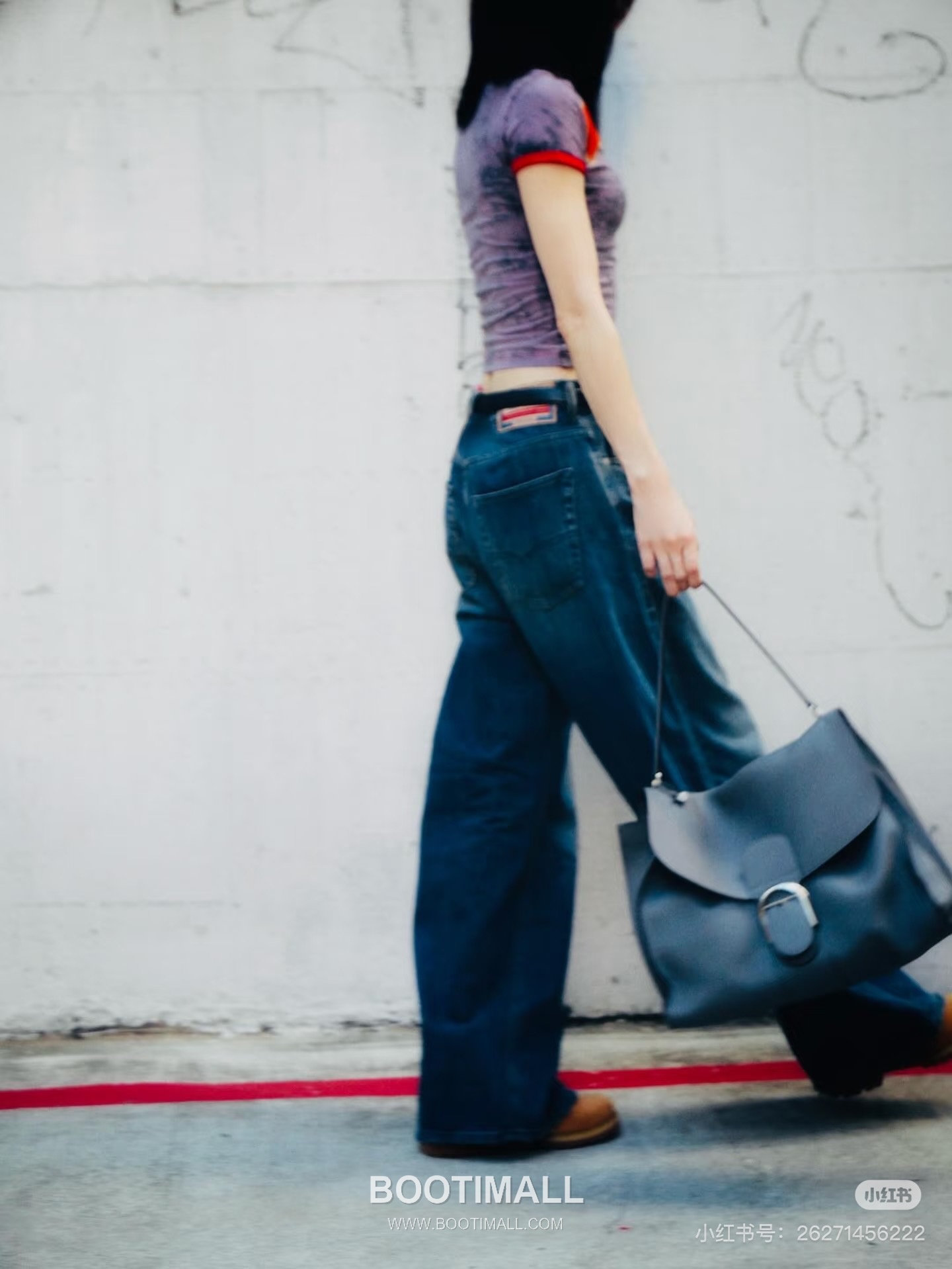 Delvaux Tempo Aluire Calfskin Tote Bag with Flap Strap Pocket Detail 델보 템포 알뤼르 카프스킨 토트백 플랩 스트랩 포켓 37.5cm 7