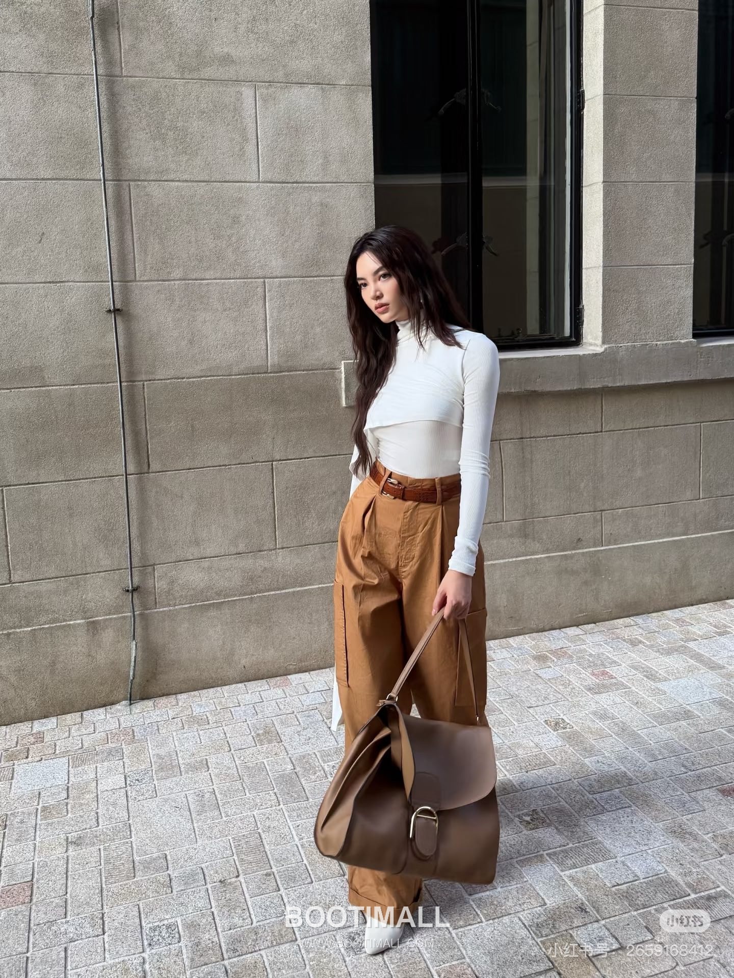 Delvaux Tempo Aluire Calfskin Tote Bag with Flap Strap Pocket Detail 델보 템포 알뤼르 카프스킨 토트백 플랩 스트랩 포켓 37.5cm 8