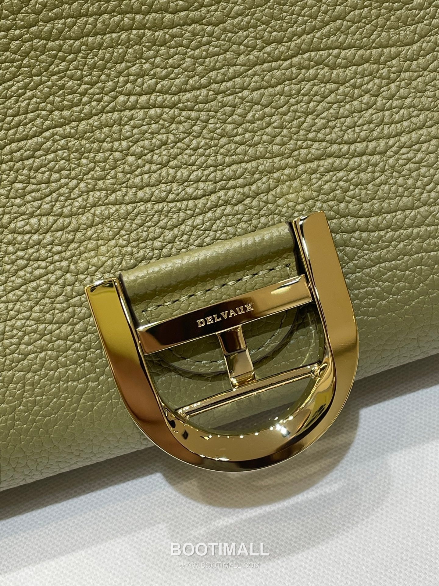 Delvaux Tempo Aluire Calfskin Tote Bag with Strap Flap Metal Detail 델보 템포 알뤼르 카프스킨 토트백 스트랩 플랩 메탈 23cm 11