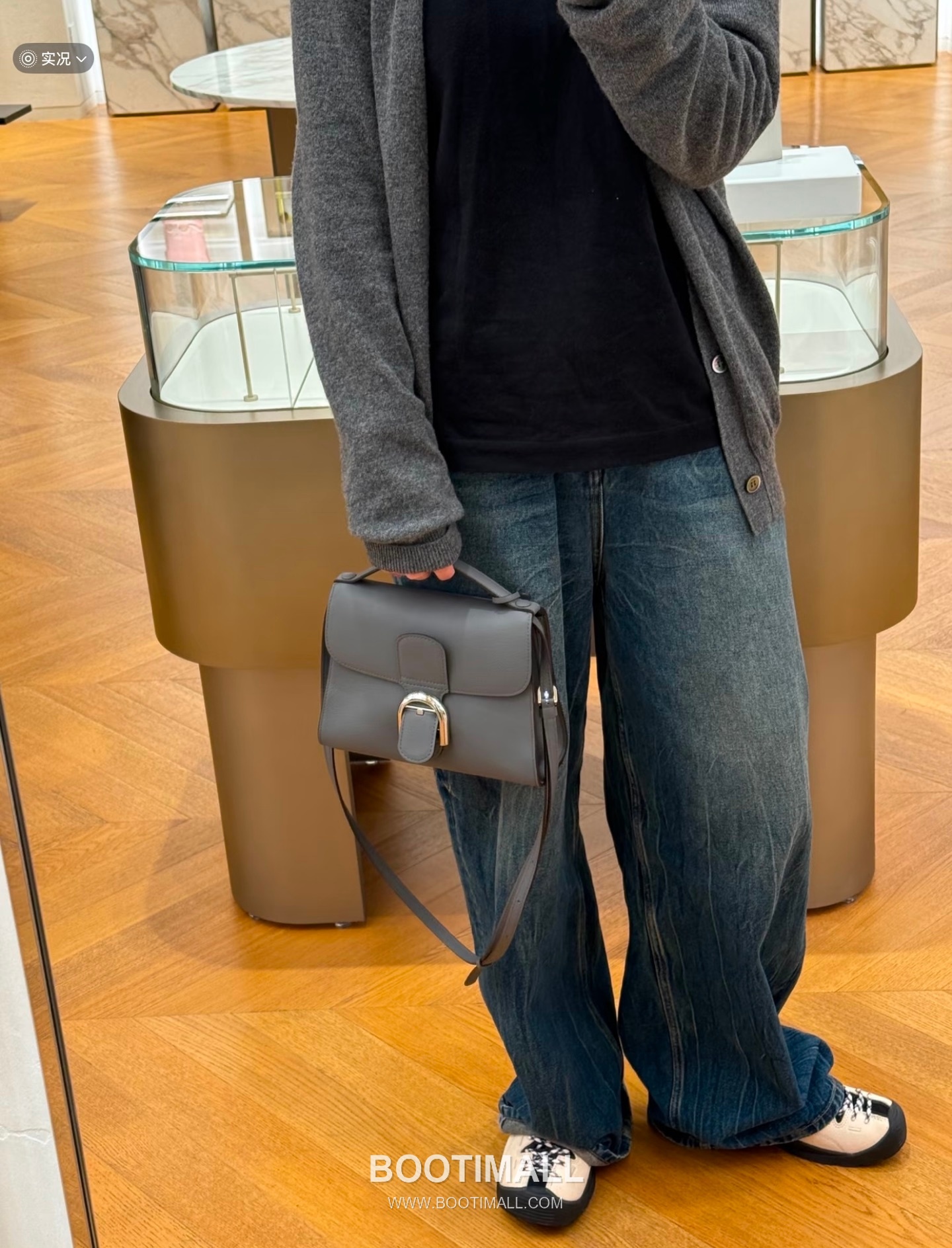 Delvaux Tempo Aluire Calfskin Tote Bag with Strap Flap Metal Detail 델보 템포 알뤼르 카프스킨 토트백 스트랩 플랩 메탈 23cm 3