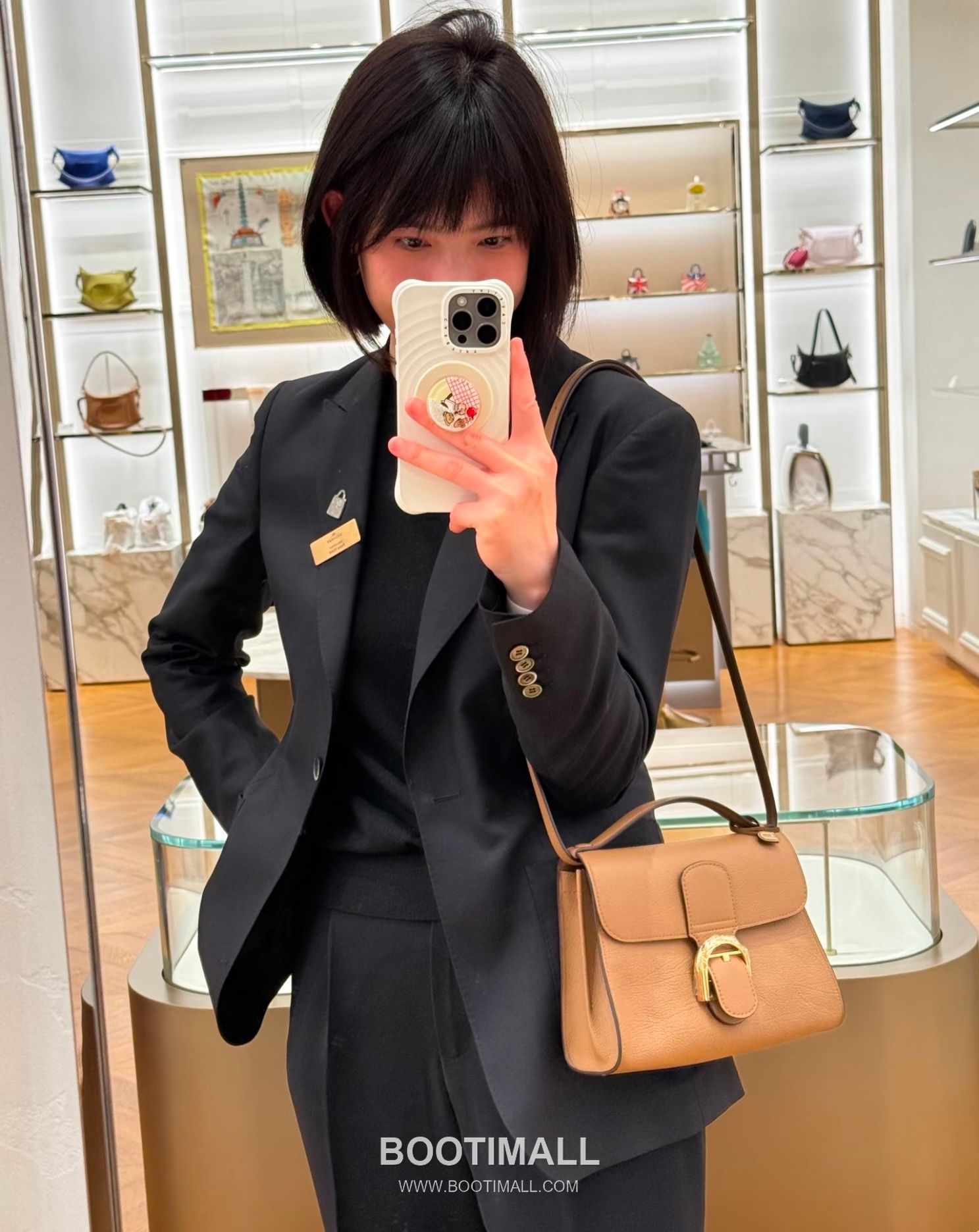 Delvaux Tempo Aluire Calfskin Tote Bag with Strap Flap Metal Detail 델보 템포 알뤼르 카프스킨 토트백 스트랩 플랩 메탈 23cm 2