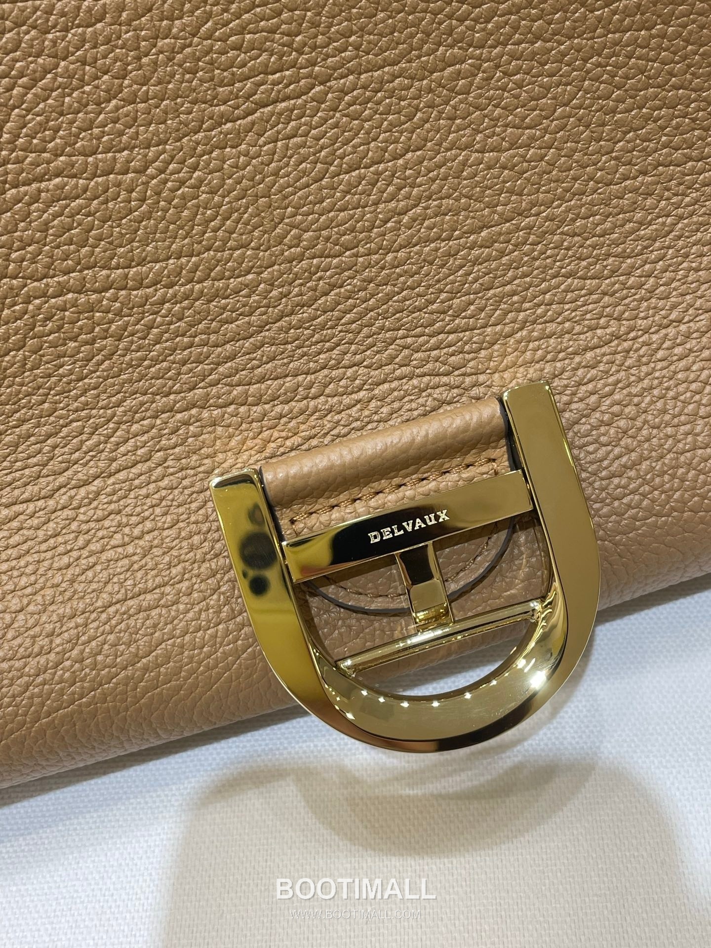 Delvaux Tempo Aluire Calfskin Tote Bag with Strap Flap Metal Detail 델보 템포 알뤼르 카프스킨 토트백 스트랩 플랩 메탈 23cm 12