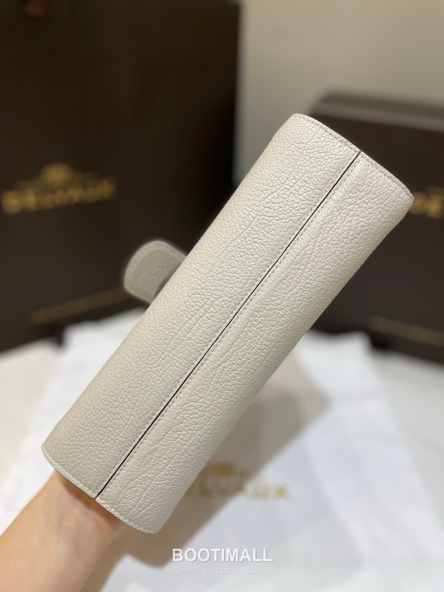 Delvaux Tempo Aluire Calfskin Tote Bag with Strap Flap Metal Detail 델보 템포 알뤼르 카프스킨 토트백 스트랩 플랩 메탈 23cm 12