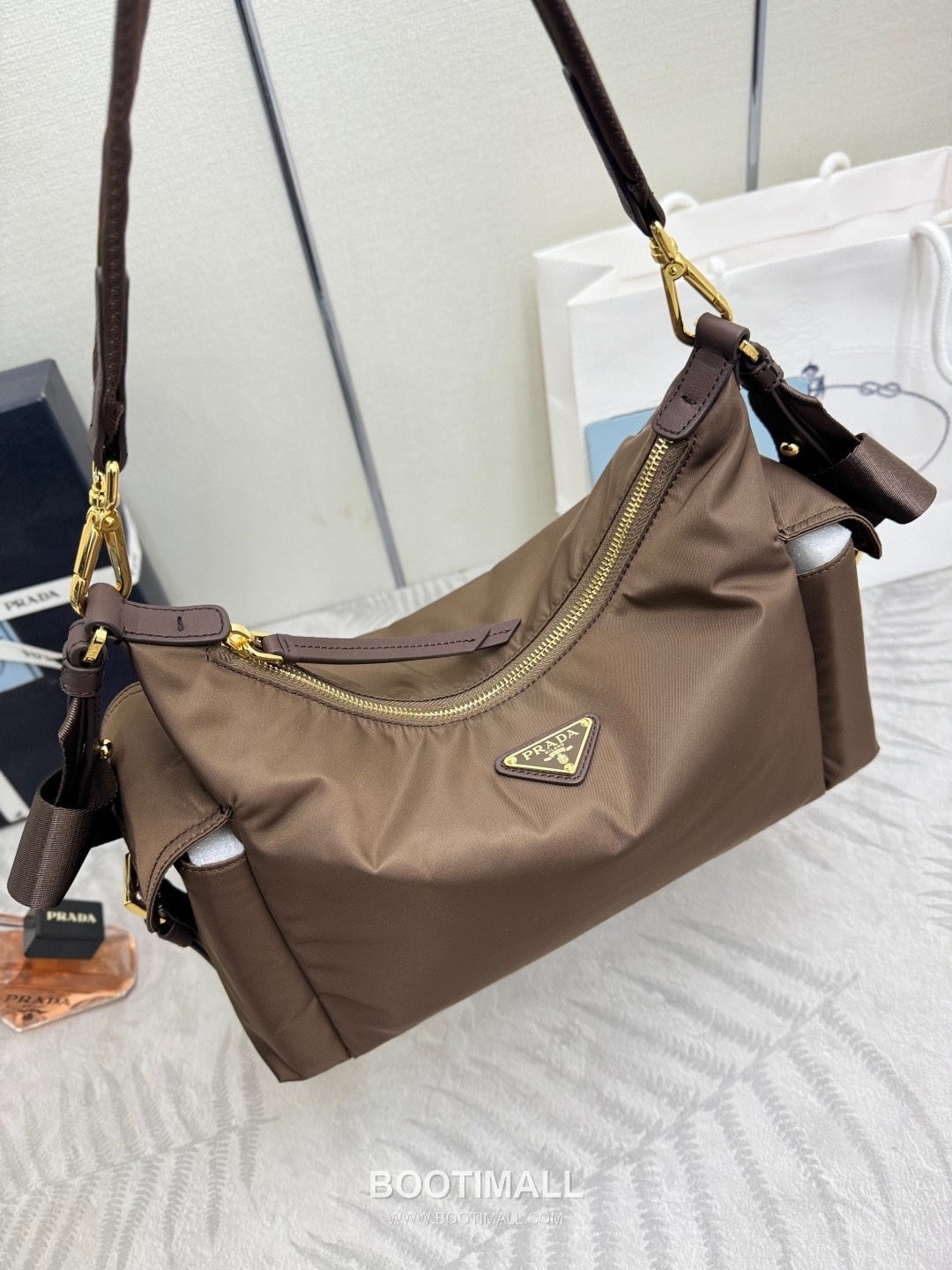 Prada Re-Nylon Calfskin Backpack with Multi Pocket Strap Detail 프라다 리나일론 카프스킨 멀티포켓 스트랩 1BC264 32cm 3