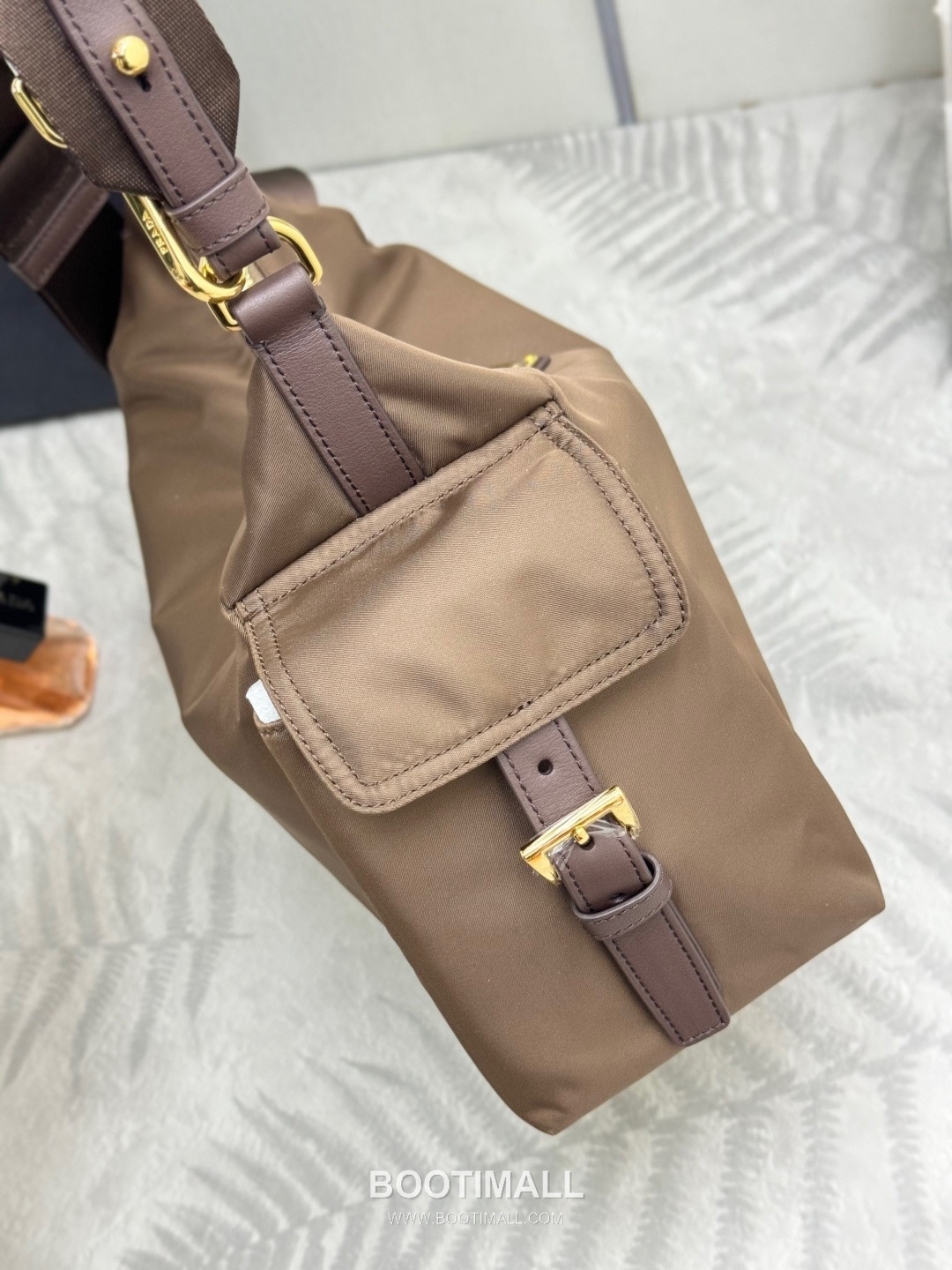 Prada Re-Nylon Calfskin Backpack with Multi Pocket Strap Detail 프라다 리나일론 카프스킨 멀티포켓 스트랩 1BC264 32cm 5