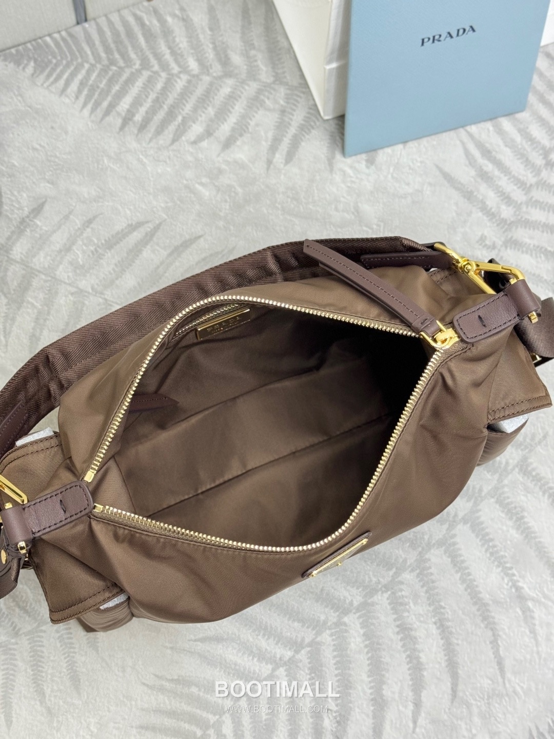 Prada Re-Nylon Calfskin Backpack with Multi Pocket Strap Detail 프라다 리나일론 카프스킨 멀티포켓 스트랩 1BC264 32cm 8