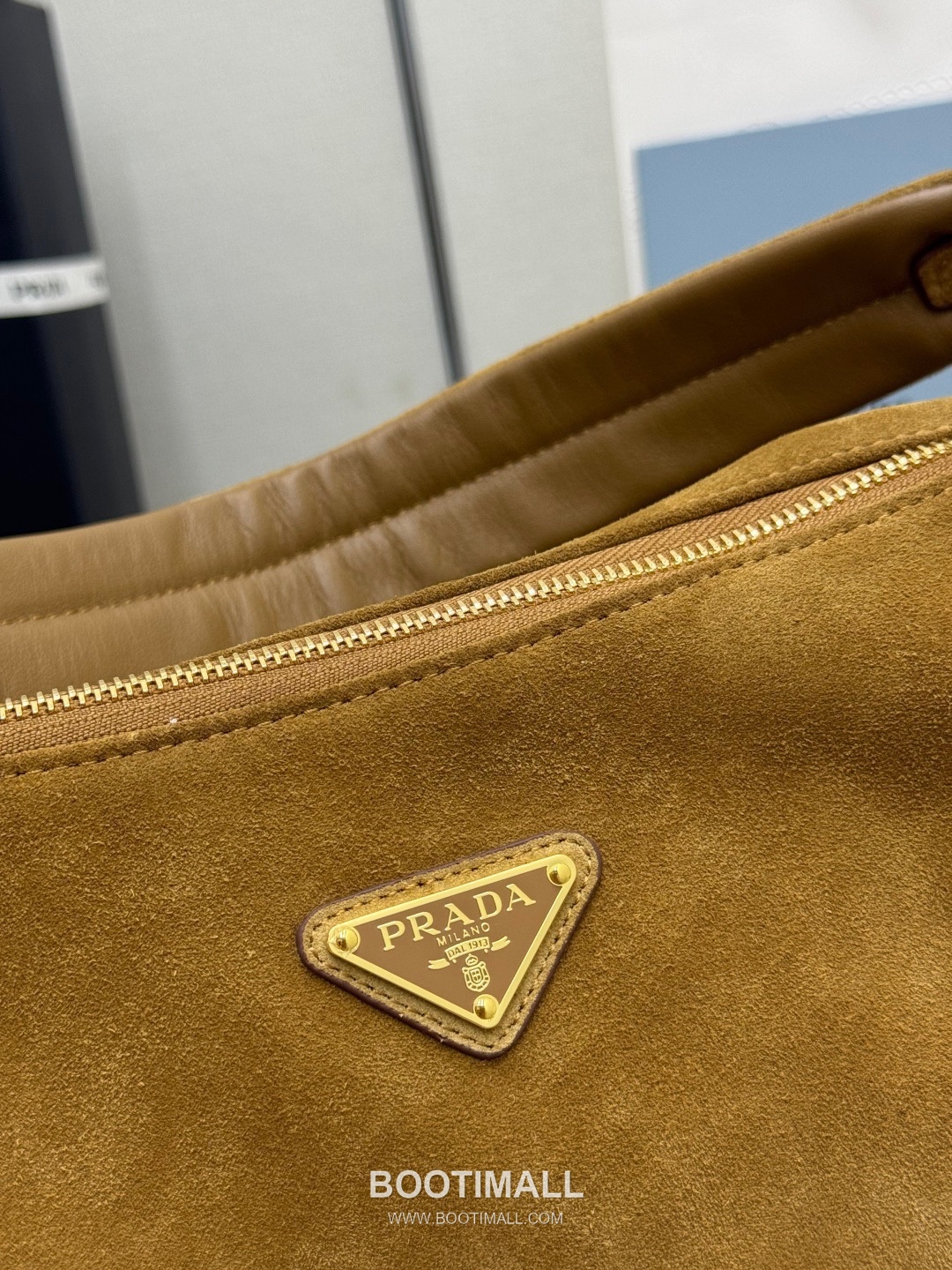 Prada Re-Nylon Calfskin Backpack with Multi Pocket Strap Detail 프라다 리나일론 카프스킨 멀티포켓 스트랩 1BC264 32cm 6