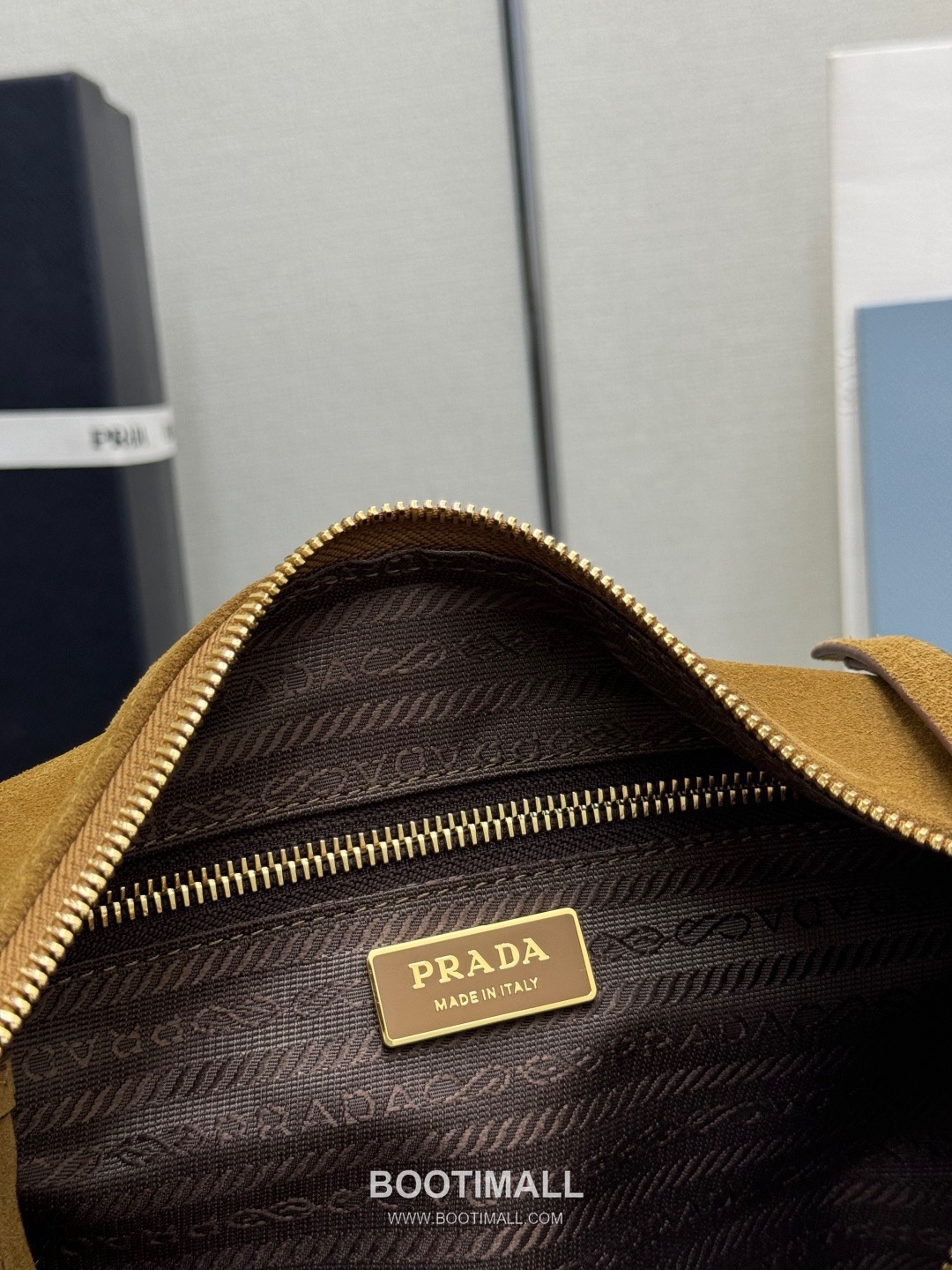 Prada Re-Nylon Calfskin Backpack with Multi Pocket Strap Detail 프라다 리나일론 카프스킨 멀티포켓 스트랩 1BC264 32cm 9
